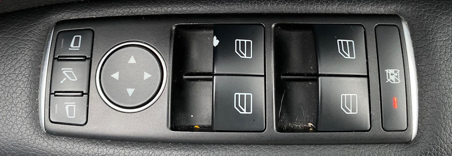 Used Mercedes-Benz E Class 2016 for sale - 76607098: Photo 54