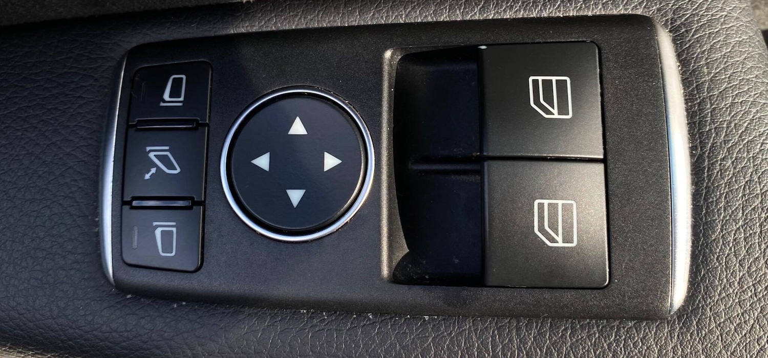 Used Mercedes-Benz C Class 2014 for sale - 76484855: Photo 27