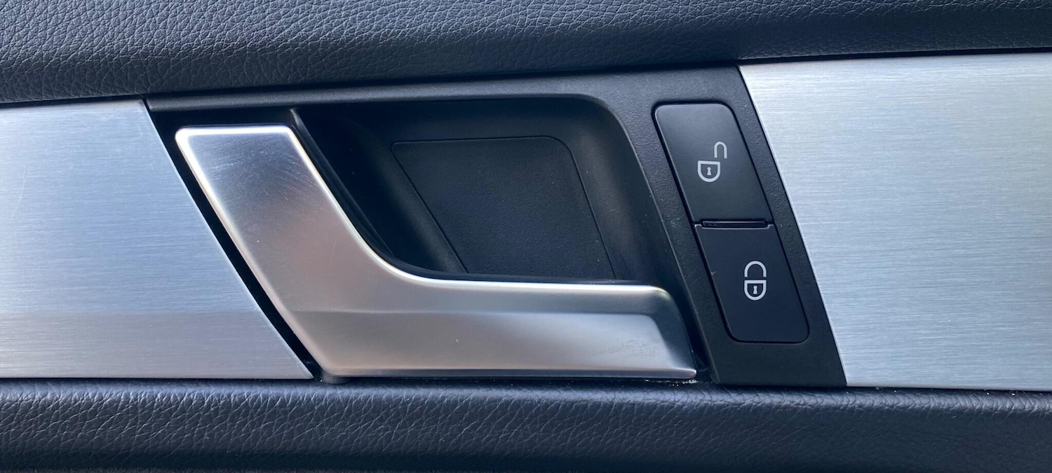 Used Mercedes-Benz C Class 2014 for sale - 76484855: Photo 45