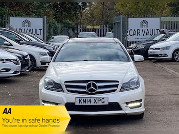 Used Mercedes-Benz C Class 2014 for sale - 76484855: Photo