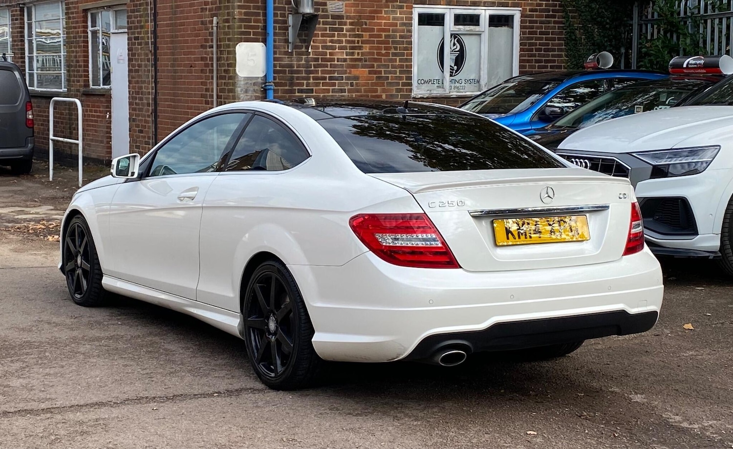 Used Mercedes-Benz C Class 2014 for sale - 76484855: Photo 8