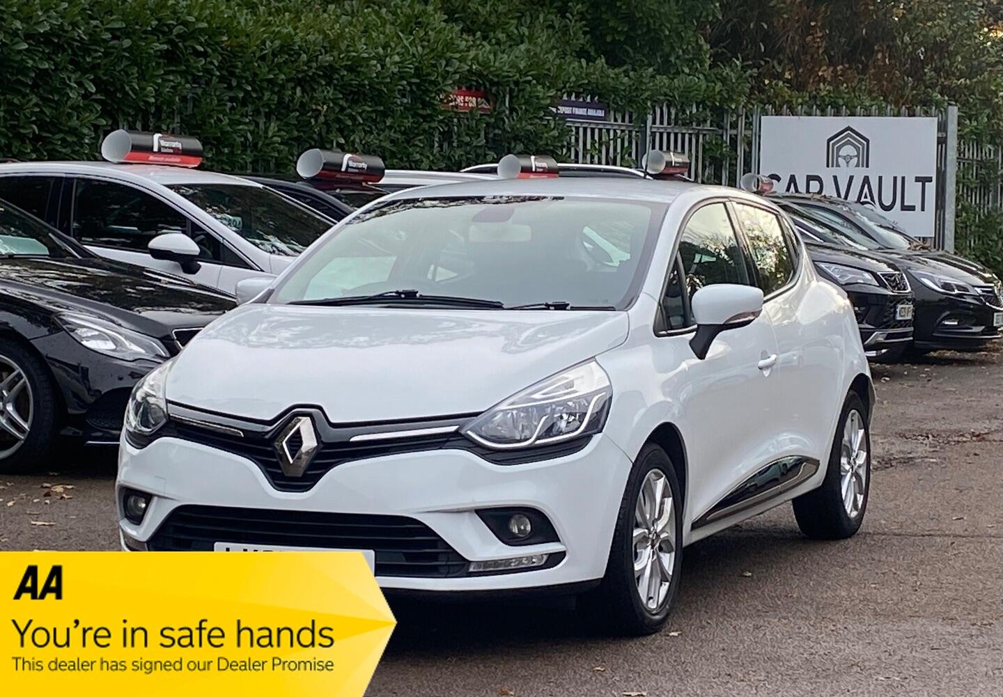 Used Renault Clio 2017 for sale - 76522004: Photo 1