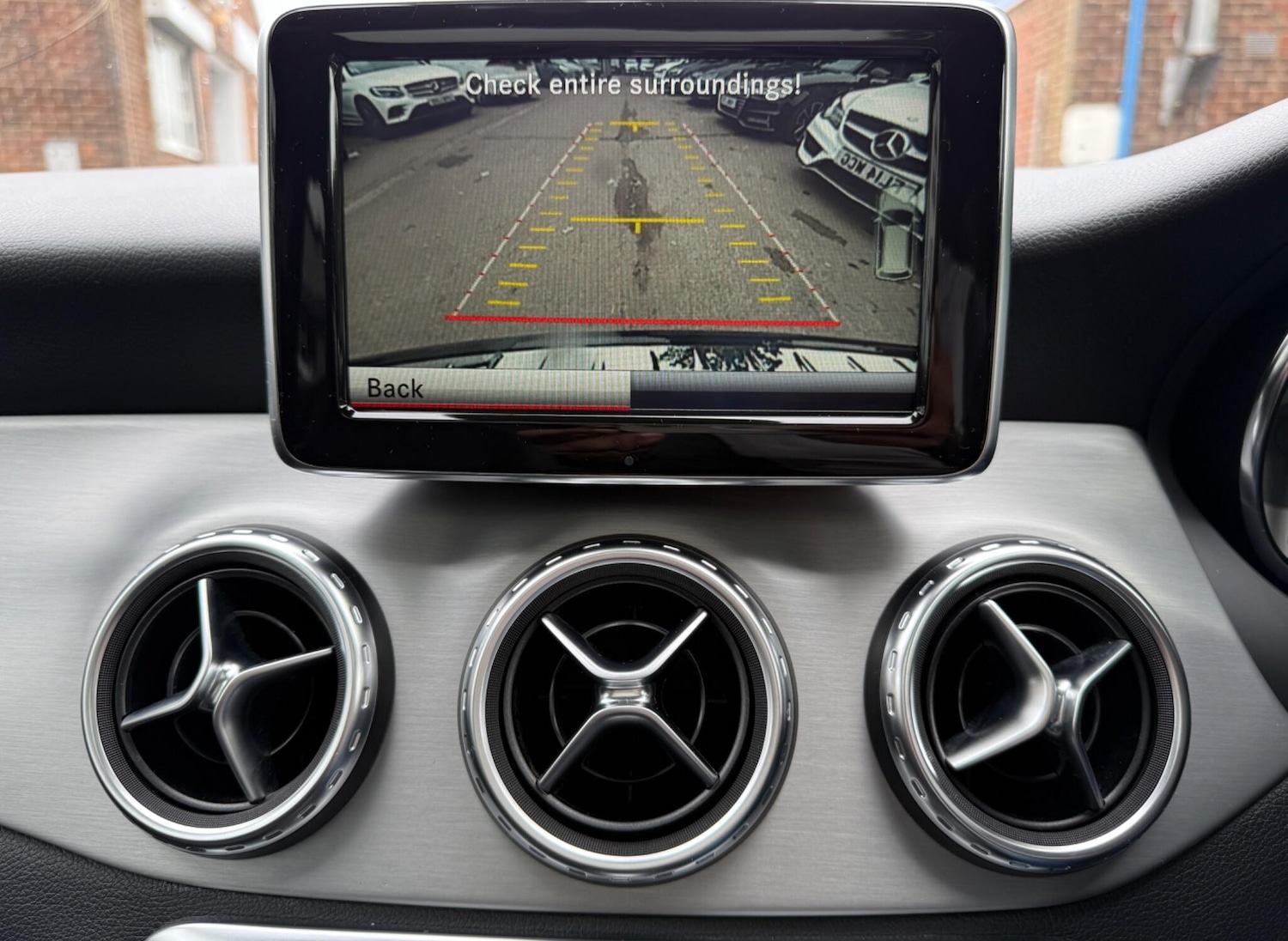 Used Mercedes-Benz GLA 2015 for sale - 76370277: Photo 49