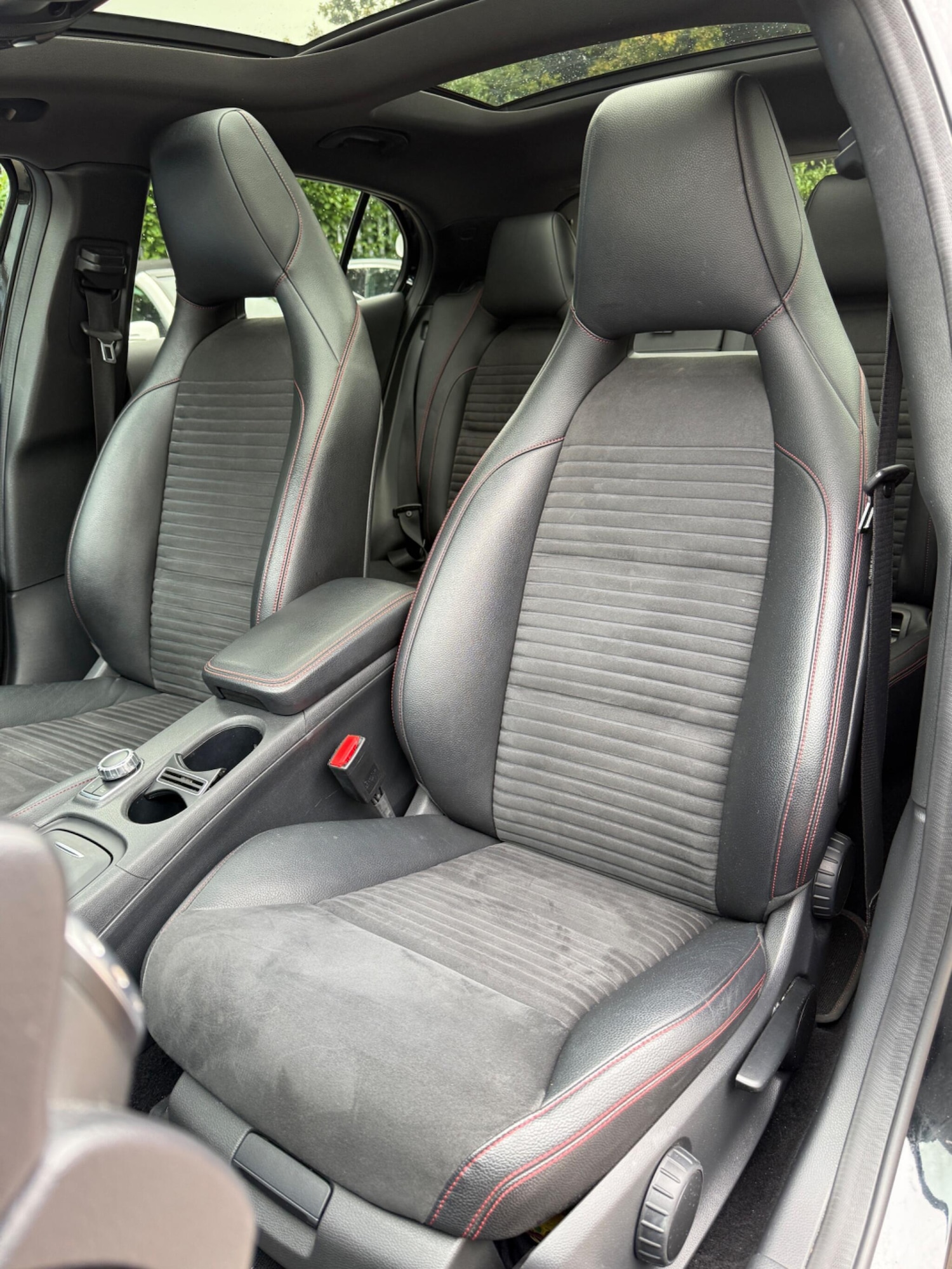 Used Mercedes-Benz GLA 2015 for sale - 76370277: Photo 59
