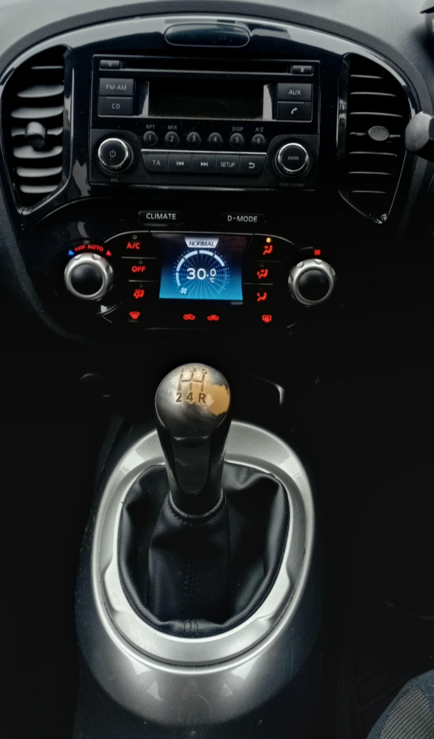 Used Nissan Juke 2012 for sale - 76440670: Photo 29