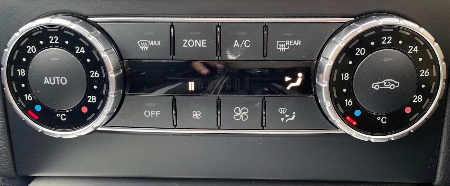 Used Mercedes-Benz C Class 2014 for sale - 76370362: Photo 36