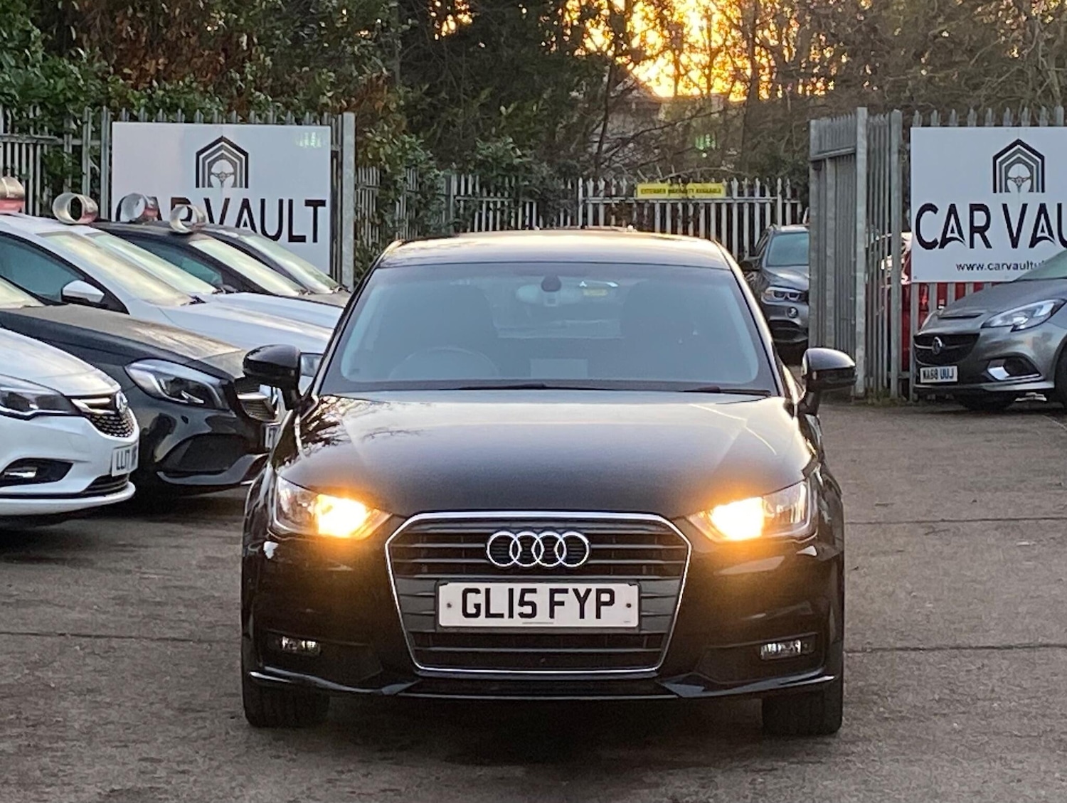 Used Audi A1 2015 for sale - 76689896: Photo 2