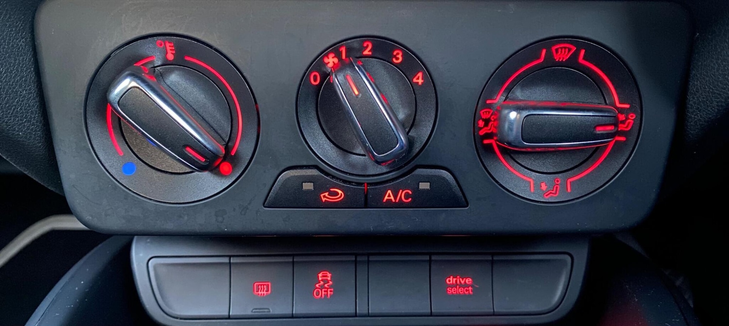 Used Audi A1 2015 for sale - 76689896: Photo 37