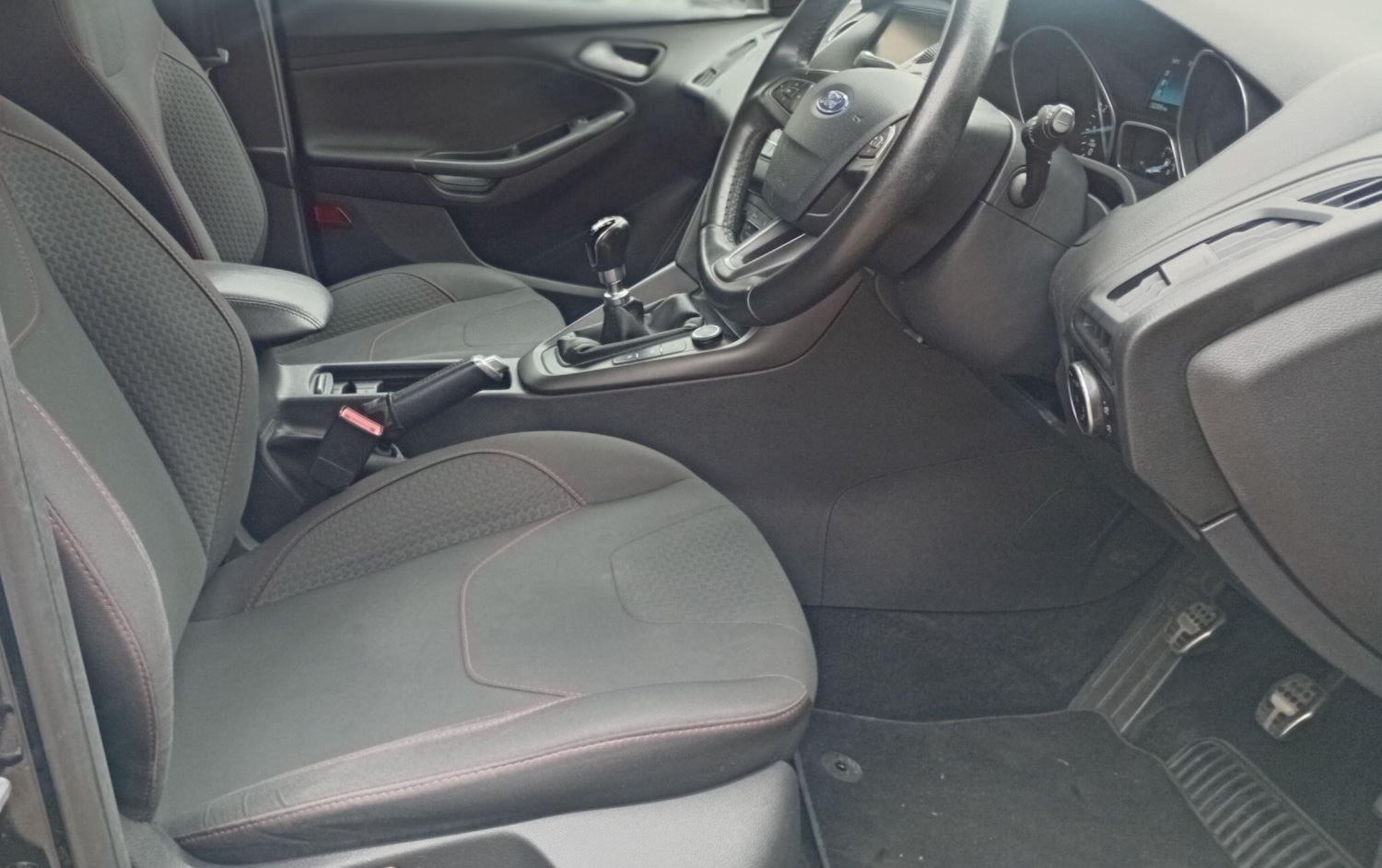 Used Ford Focus 2015 for sale - 76371442: Photo 18