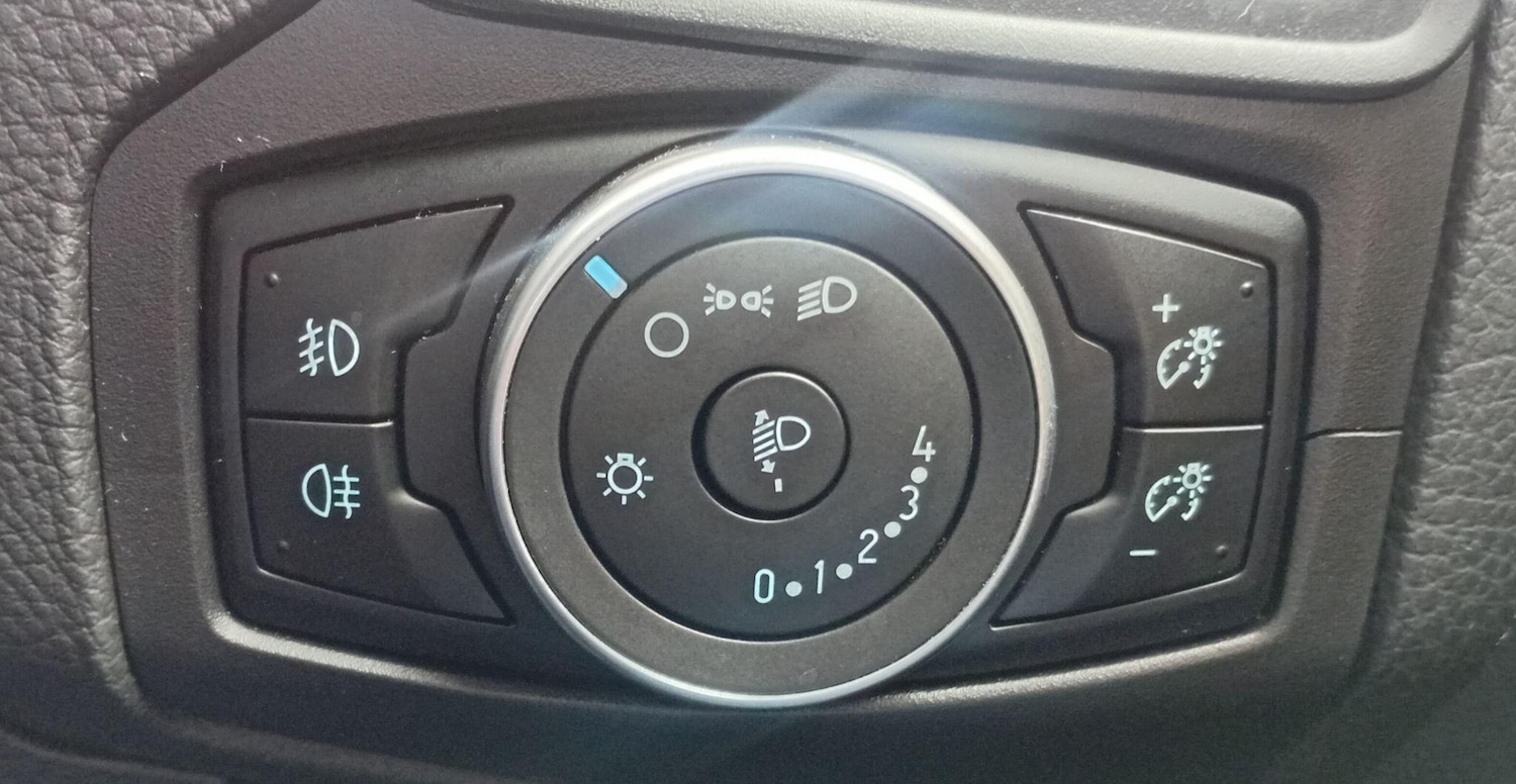 Used Ford Focus 2015 for sale - 76371442: Photo 44