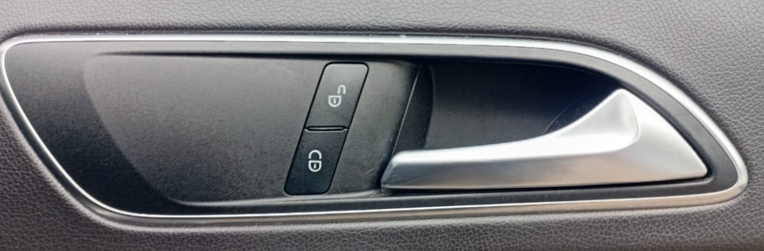 Used Mercedes-Benz A-Class 2018 for sale - 76370420: Photo 41