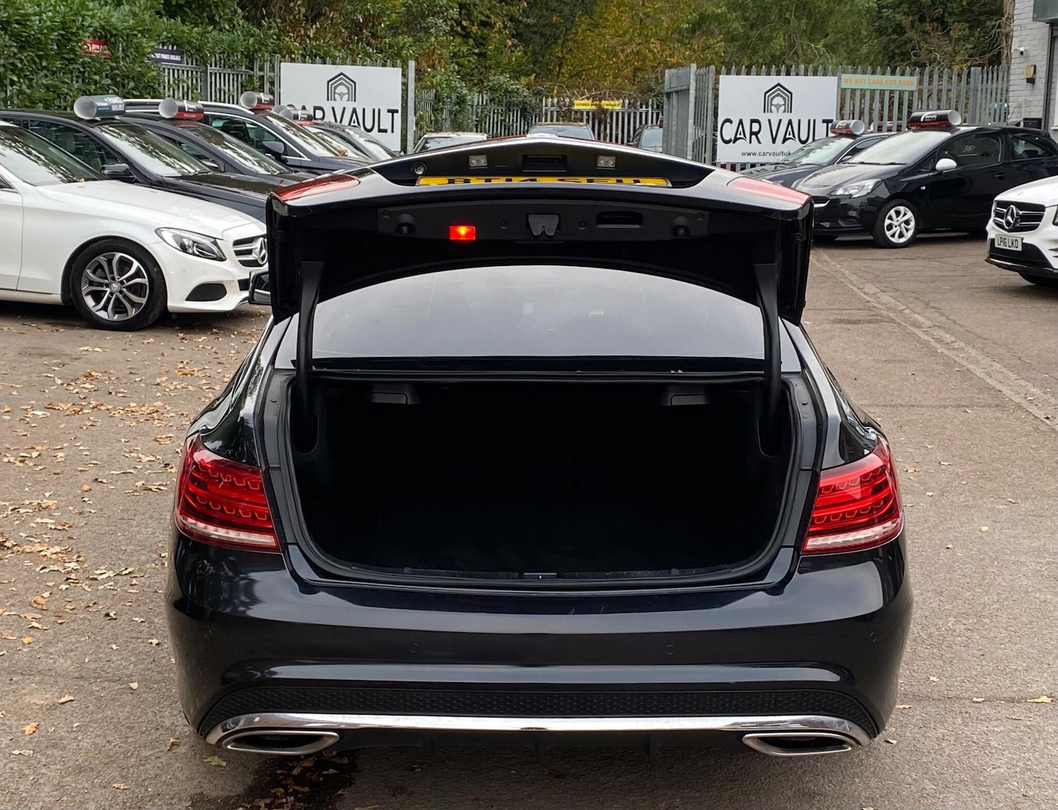 Used Mercedes-Benz E Class 2014 for sale - 76370334: Photo 15