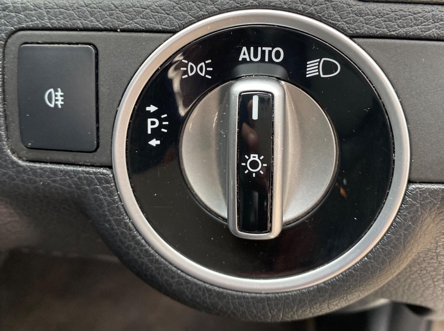 Used Mercedes-Benz E Class 2014 for sale - 76370334: Photo 20