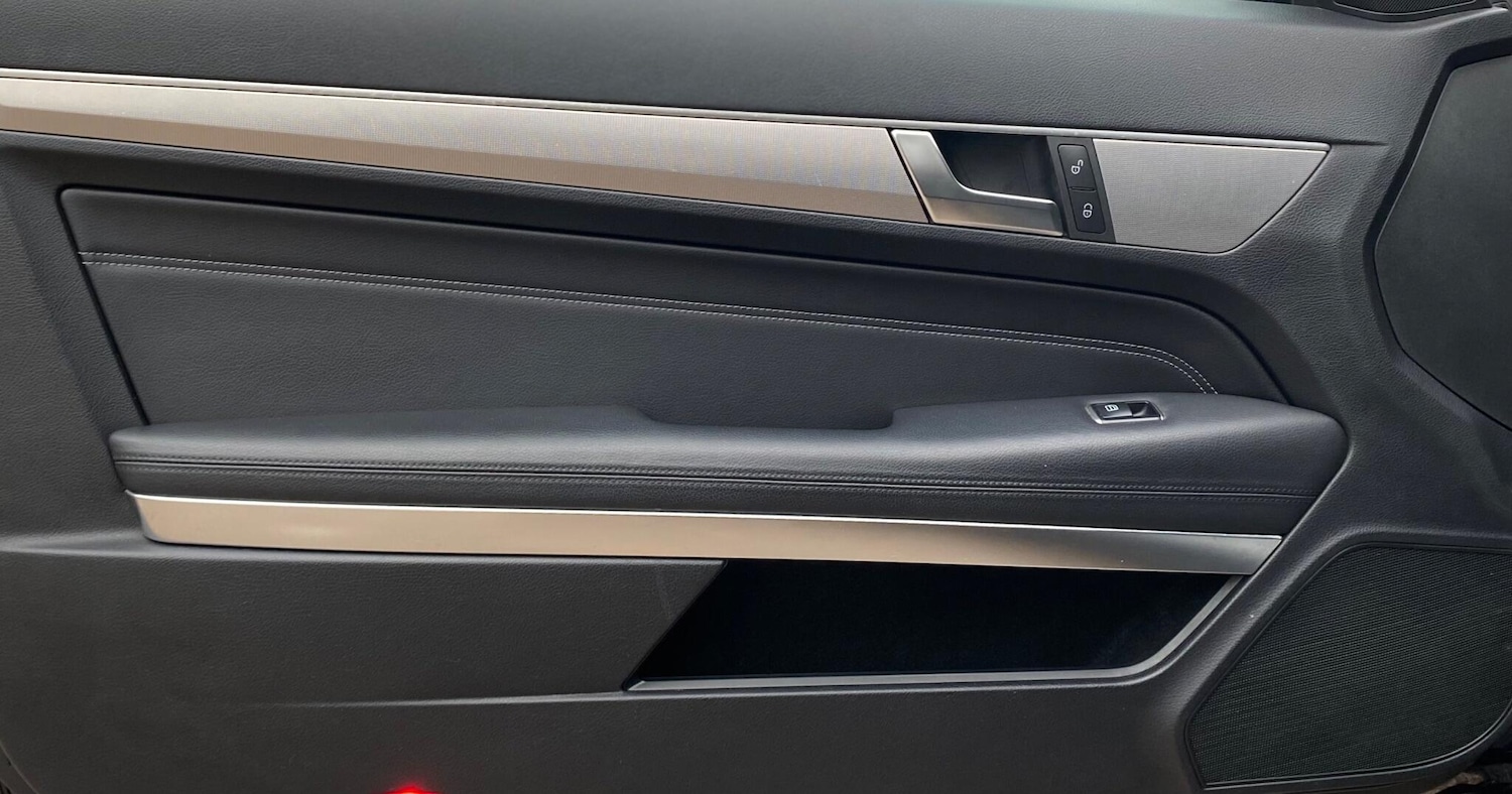 Used Mercedes-Benz E Class 2014 for sale - 76370334: Photo 59