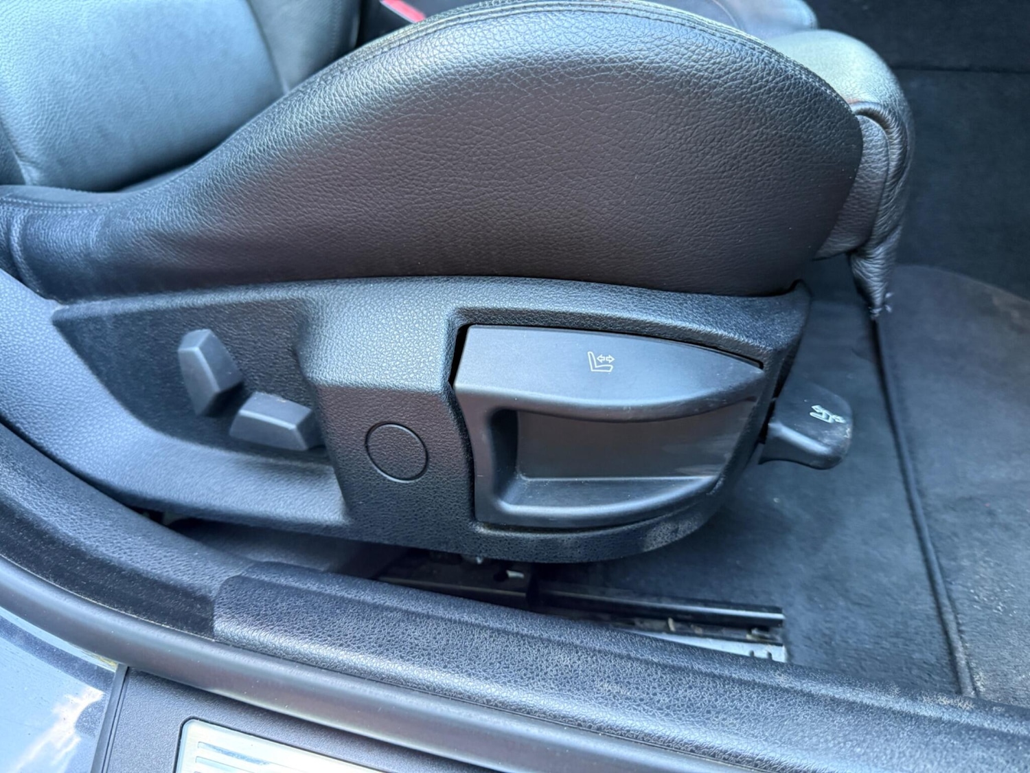 Used BMW 5 Series 2012 for sale - 76371172: Photo 24