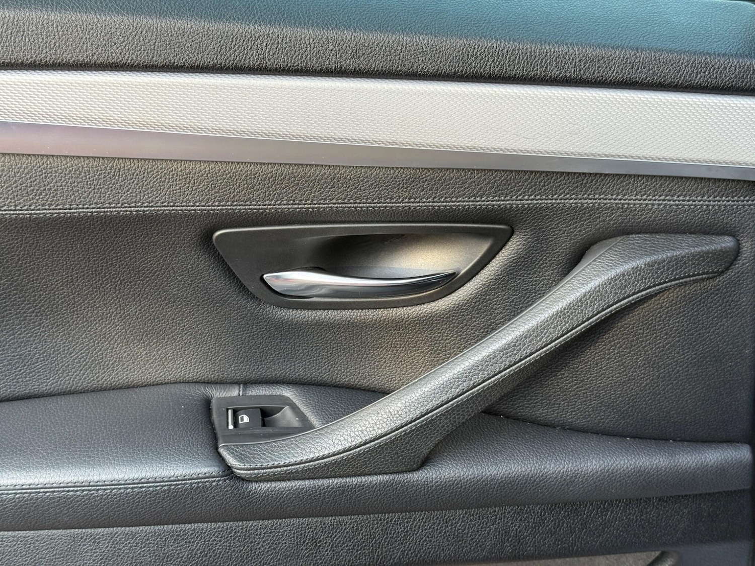 Used BMW 5 Series 2012 for sale - 76371172: Photo 51