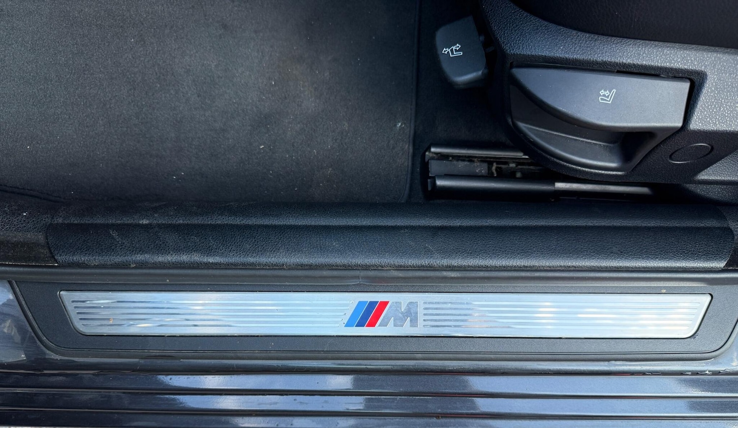 Used BMW 5 Series 2012 for sale - 76371172: Photo 76