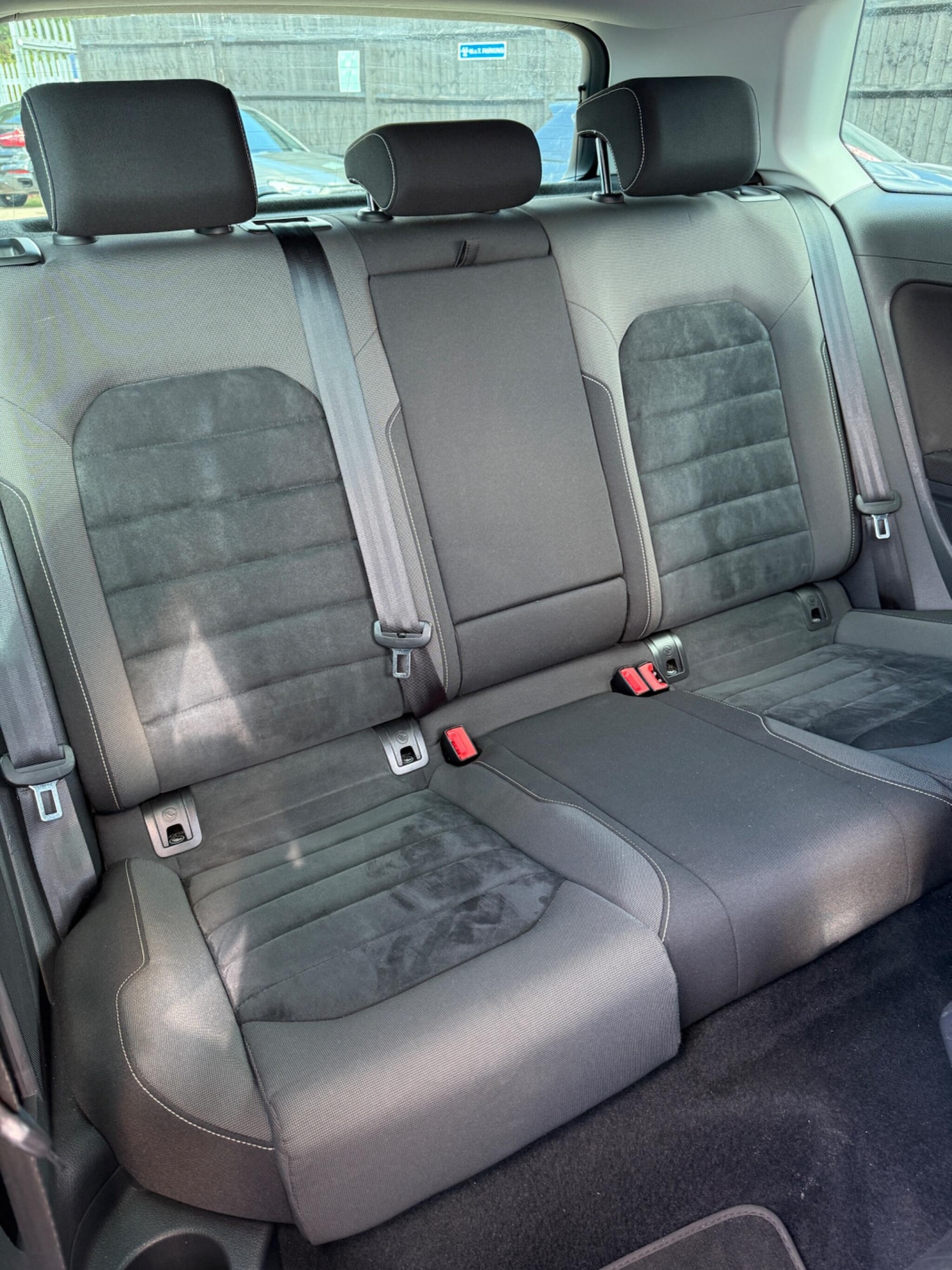 Used Volkswagen Golf 2013 for sale - 76370110: Photo 24