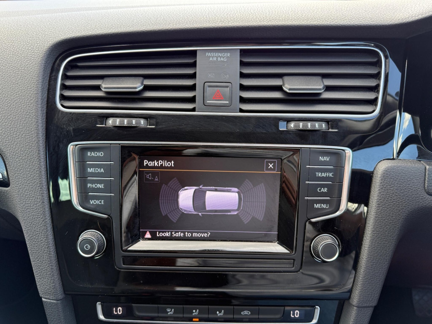 Used Volkswagen Golf 2013 for sale - 76370110: Photo 42