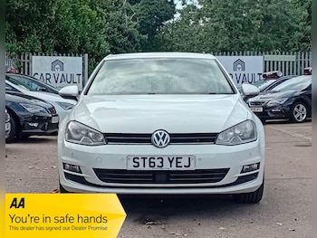Used Volkswagen Golf 2013 for sale - 76370110: Photo