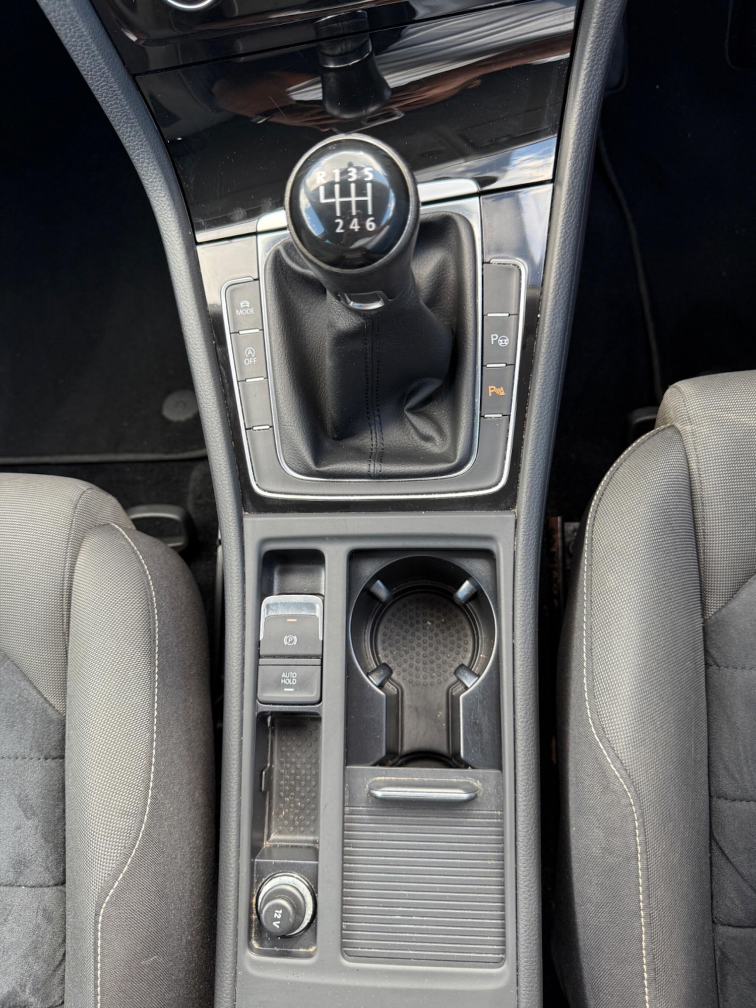 Used Volkswagen Golf 2013 for sale - 76370110: Photo 57