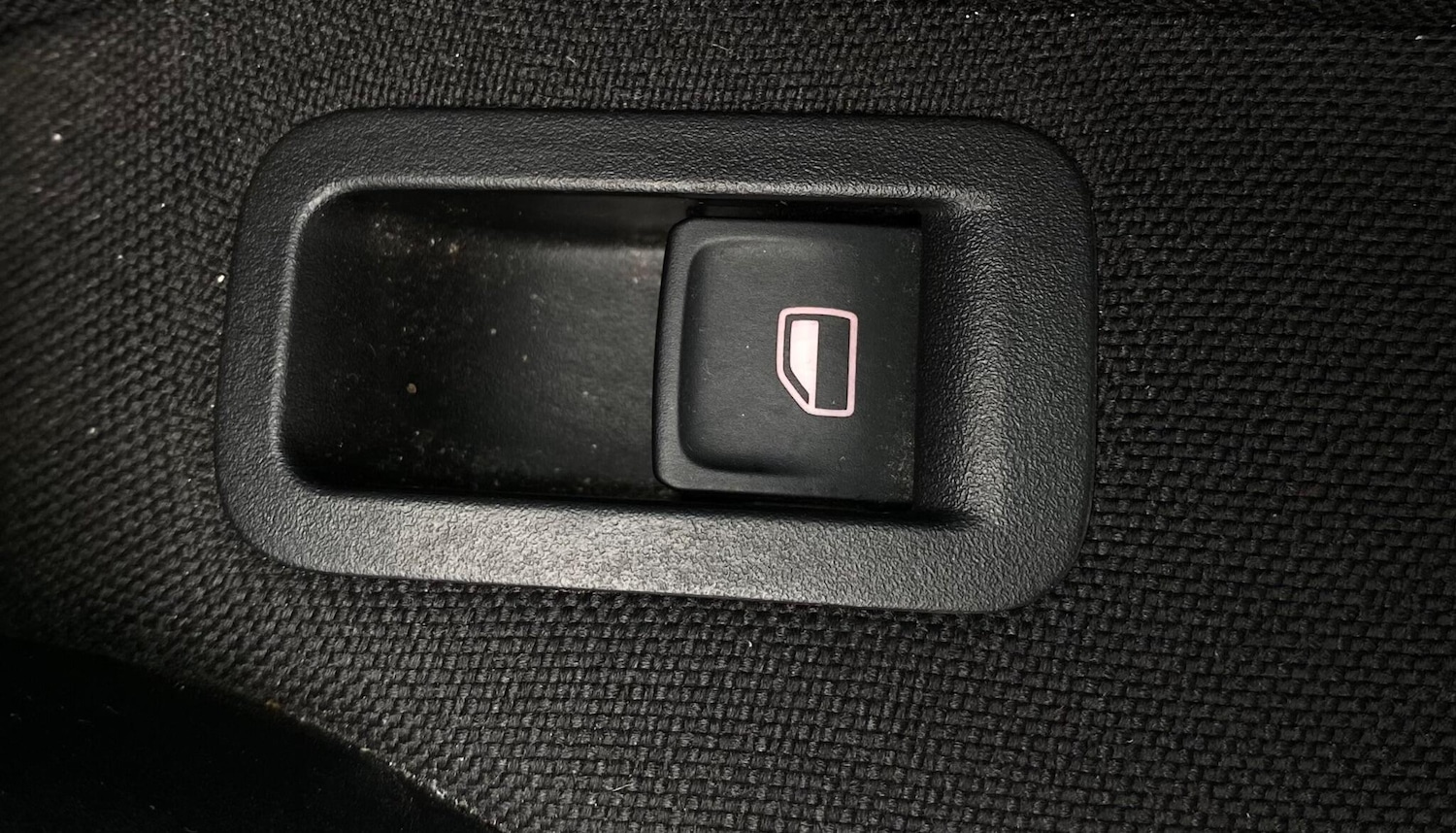 Used Volkswagen Polo 2016 for sale - 76657710: Photo 46