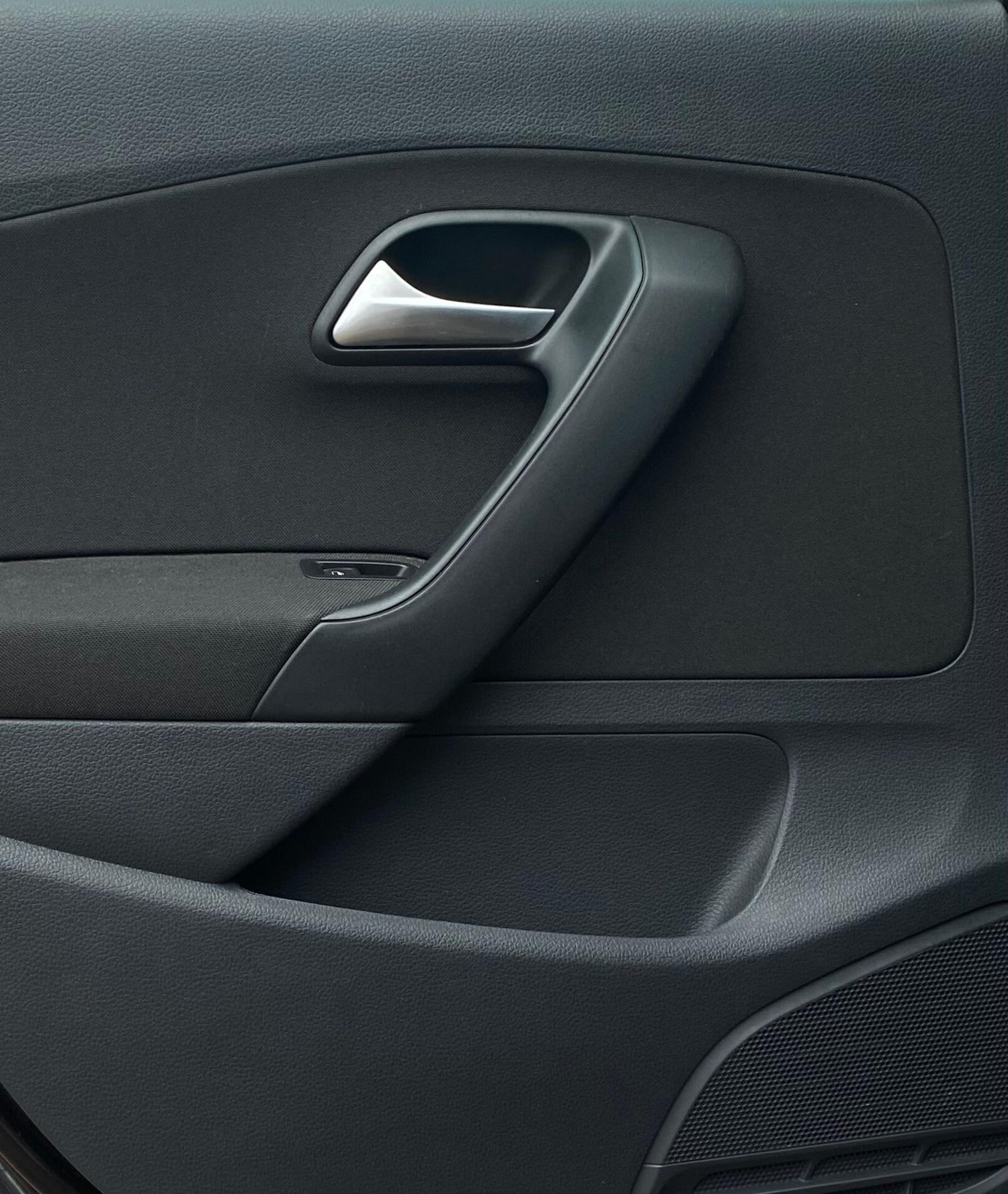 Used Volkswagen Polo 2016 for sale - 76657710: Photo 47