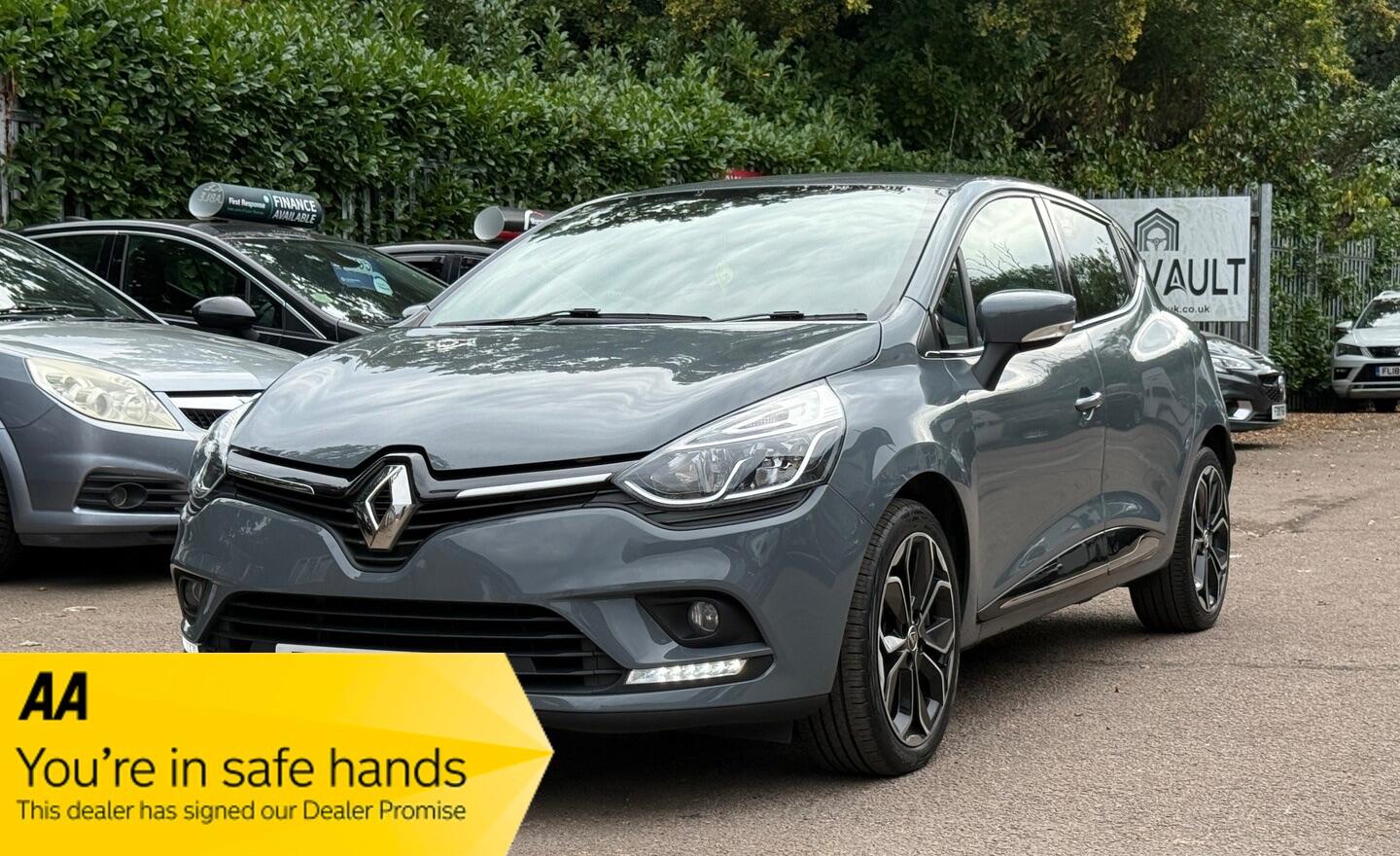 Used Renault Clio 2019 for sale - 76370116: Photo 1