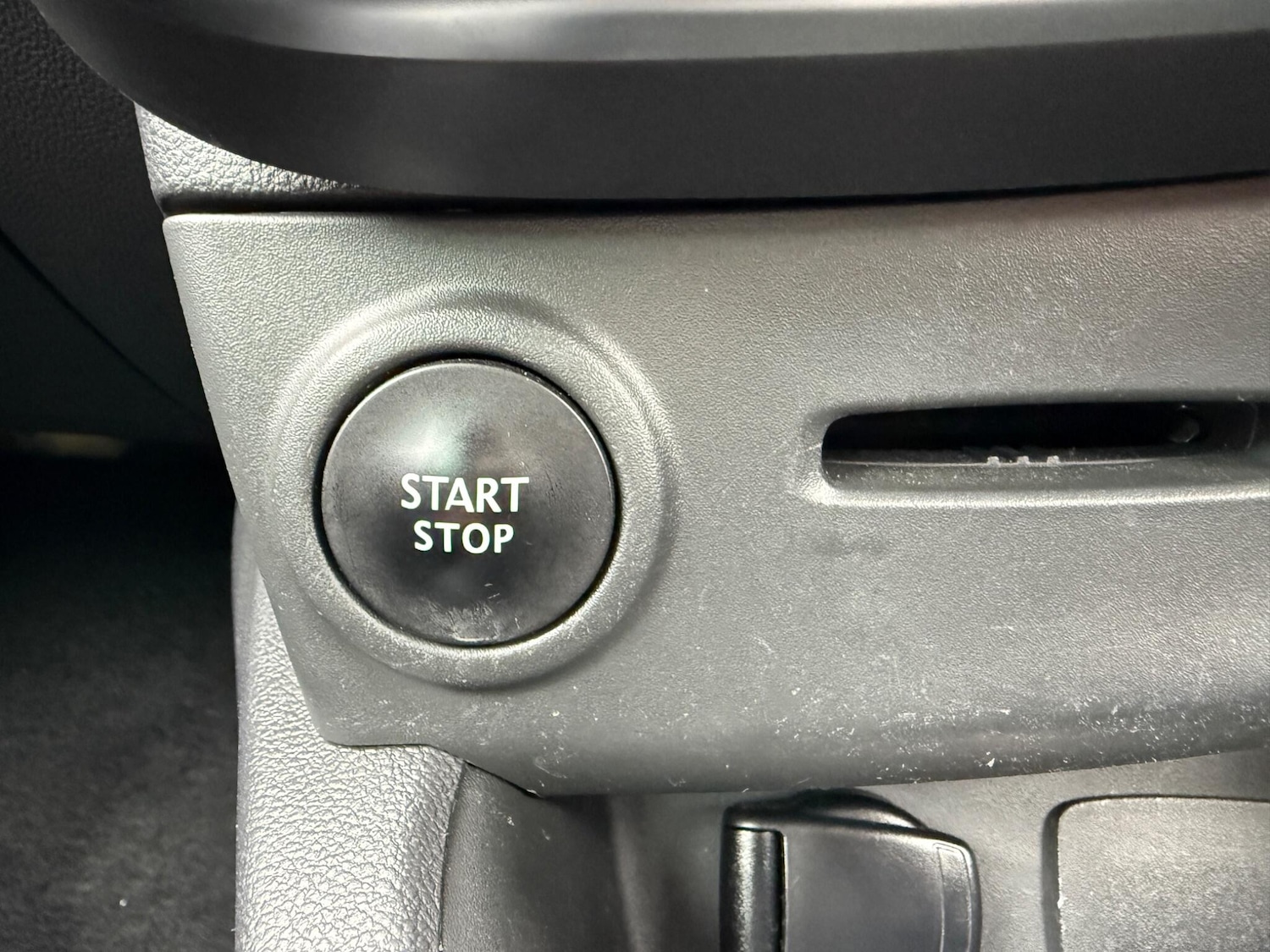 Used Renault Clio 2019 for sale - 76370116: Photo 44