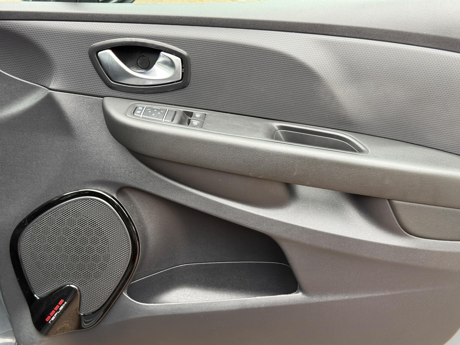 Used Renault Clio 2019 for sale - 76370116: Photo 51