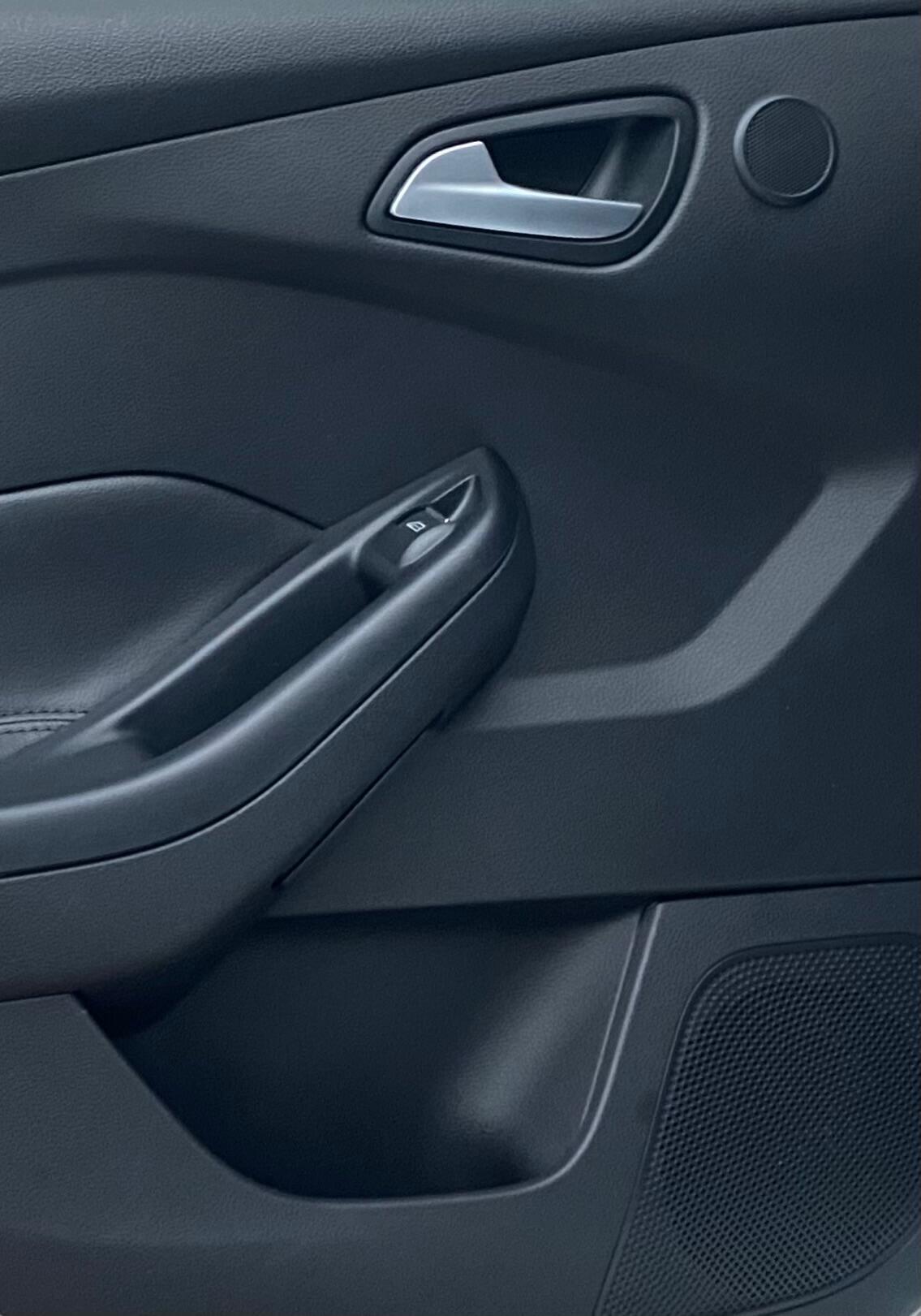 Used Ford Focus for sale - 76473187: Photo 38