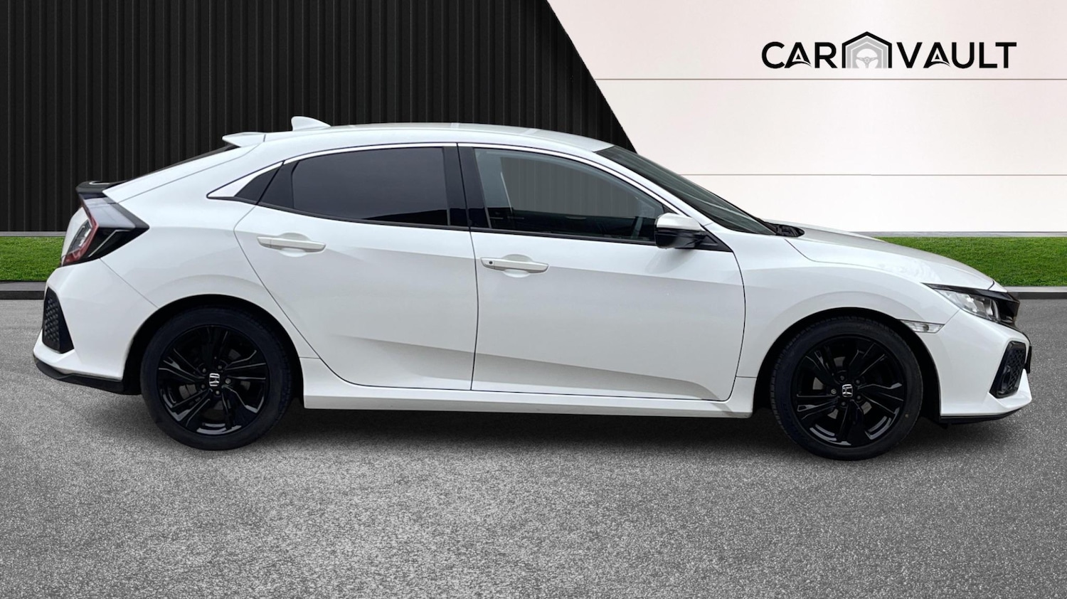 Used Honda Civic 2018 for sale - 76371761: Photo 12