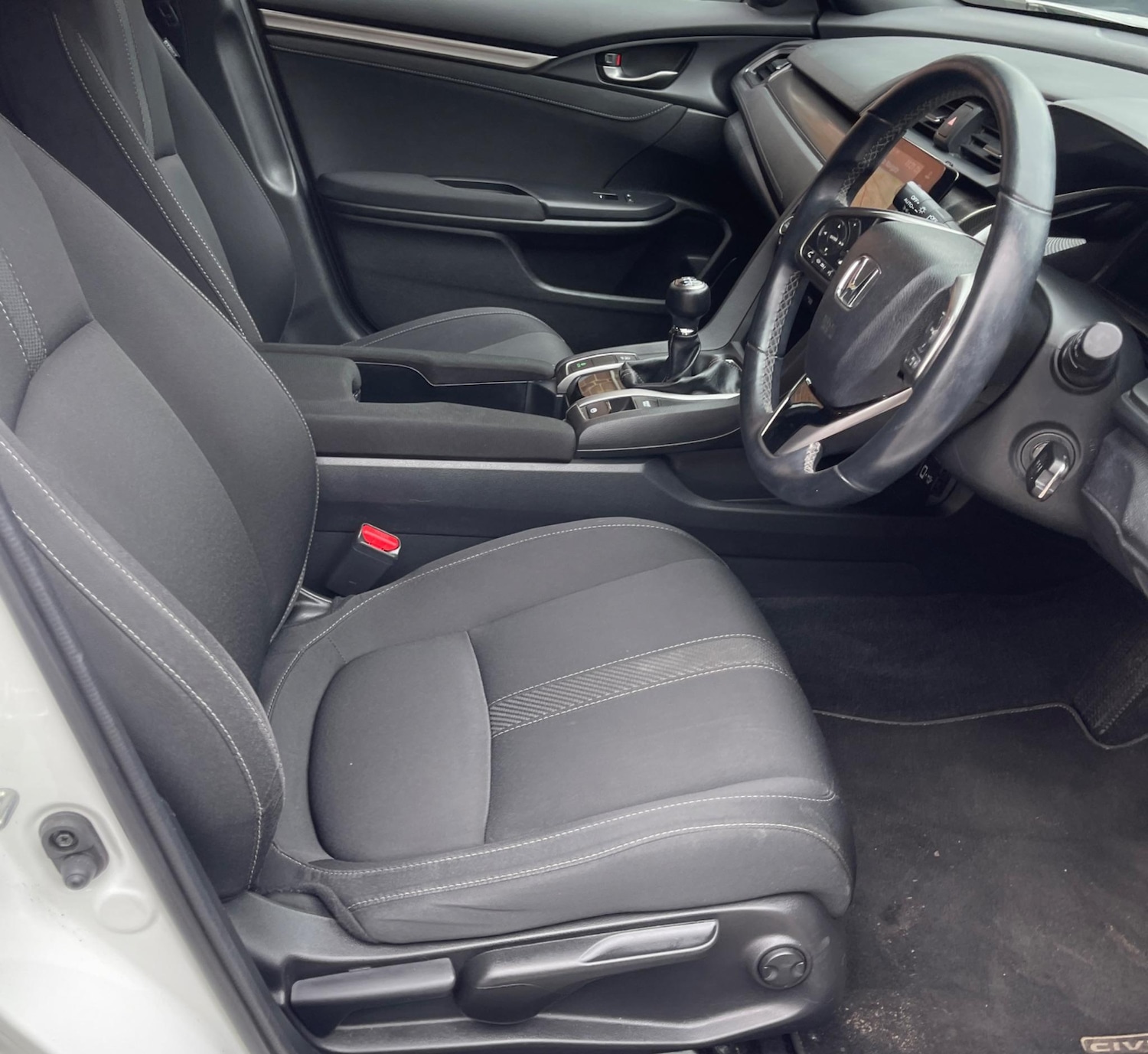Used Honda Civic 2018 for sale - 76371761: Photo 14