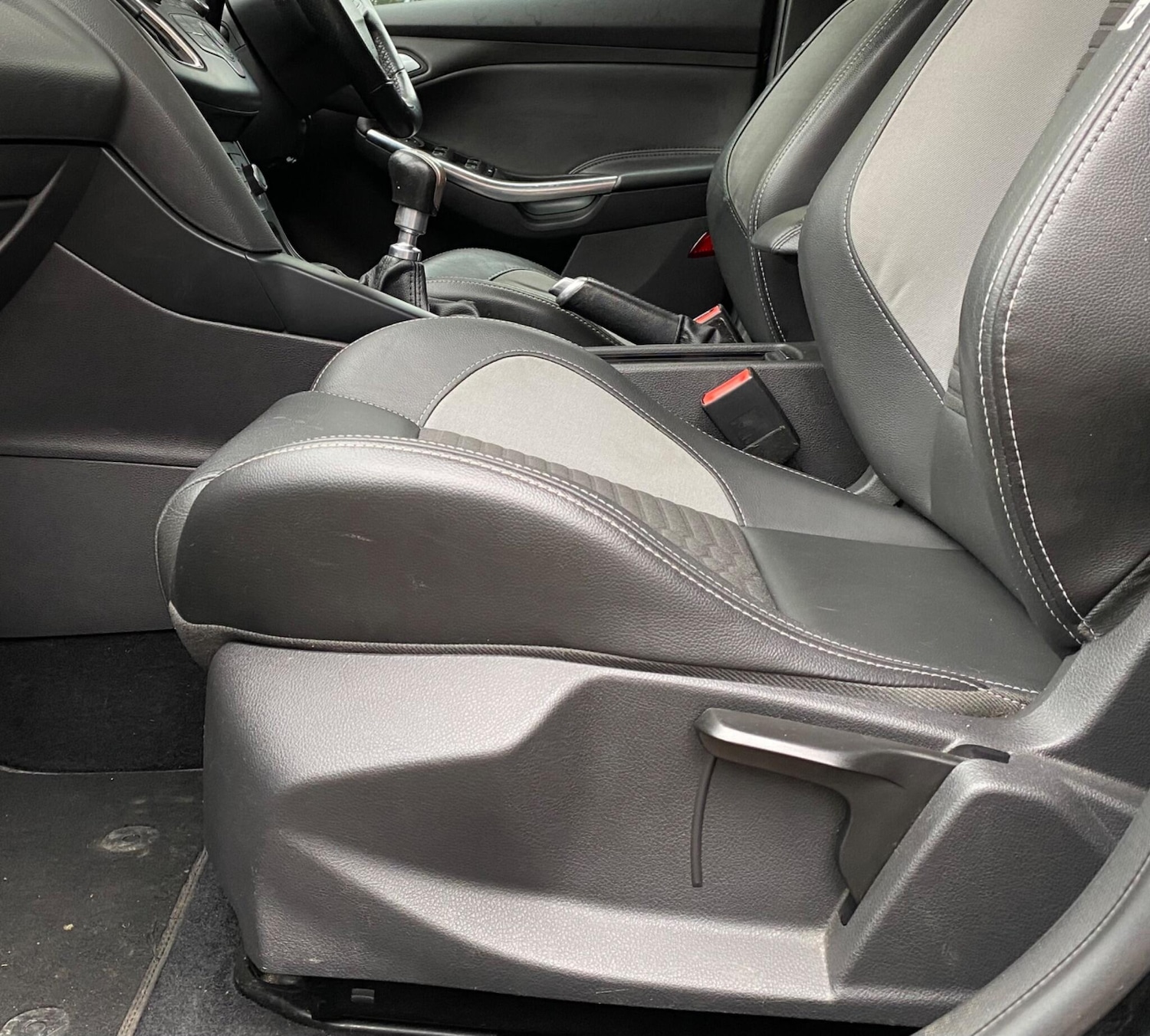 Used Ford Focus 2015 for sale - 76608436: Photo 14