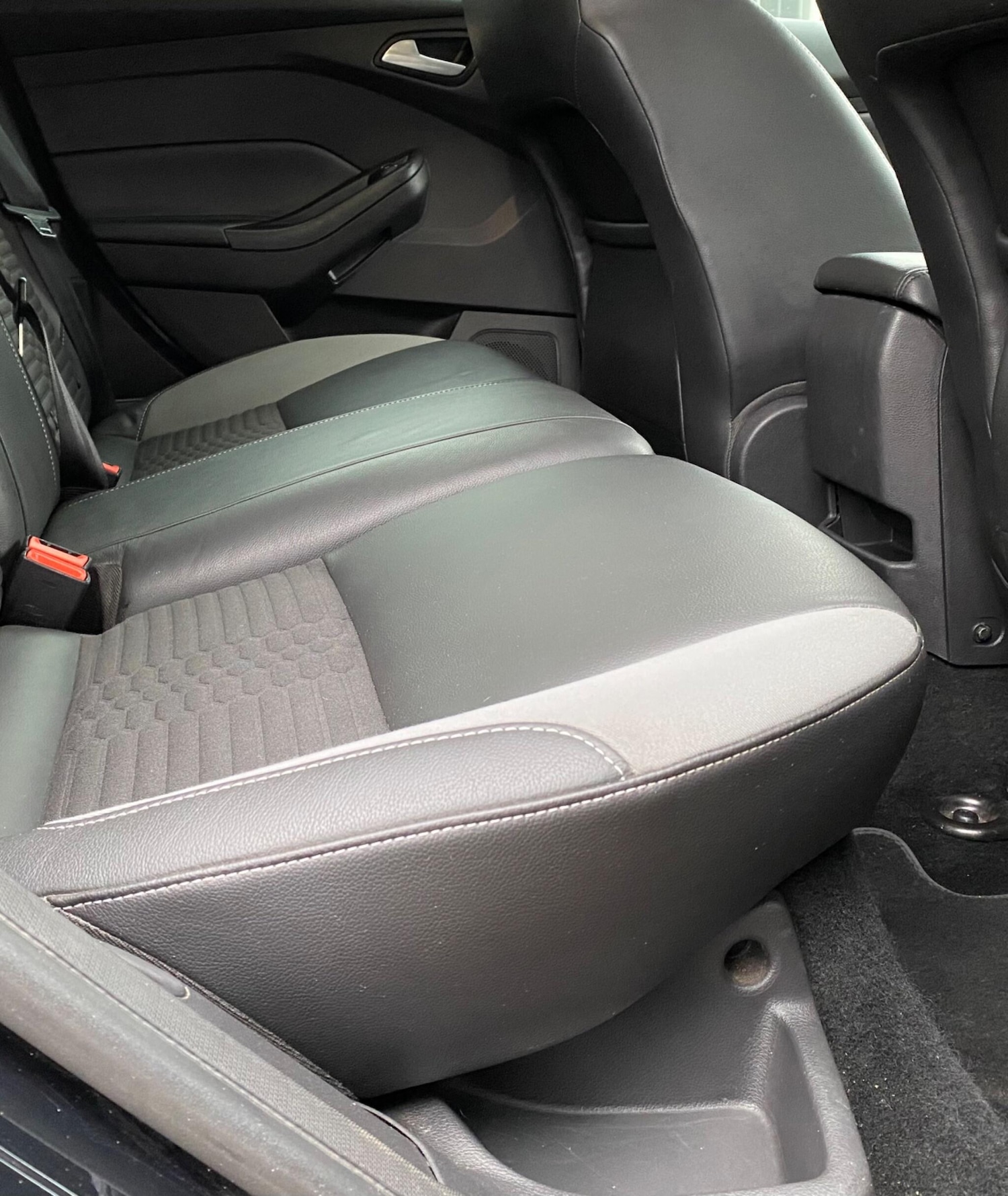 Used Ford Focus 2015 for sale - 76608436: Photo 16