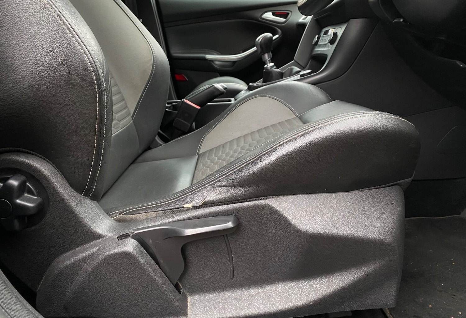 Used Ford Focus 2015 for sale - 76608436: Photo 17