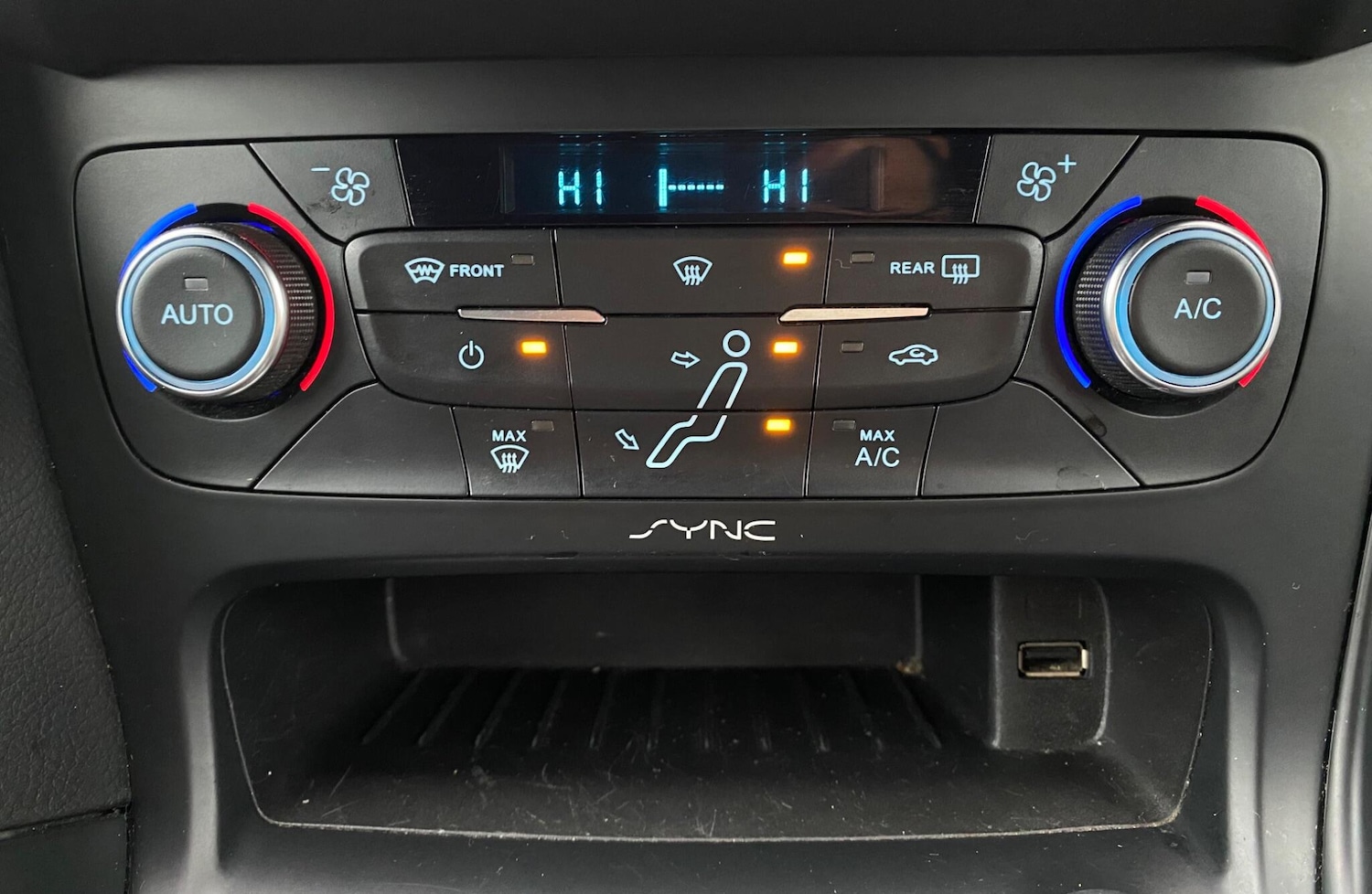 Used Ford Focus 2015 for sale - 76608436: Photo 36