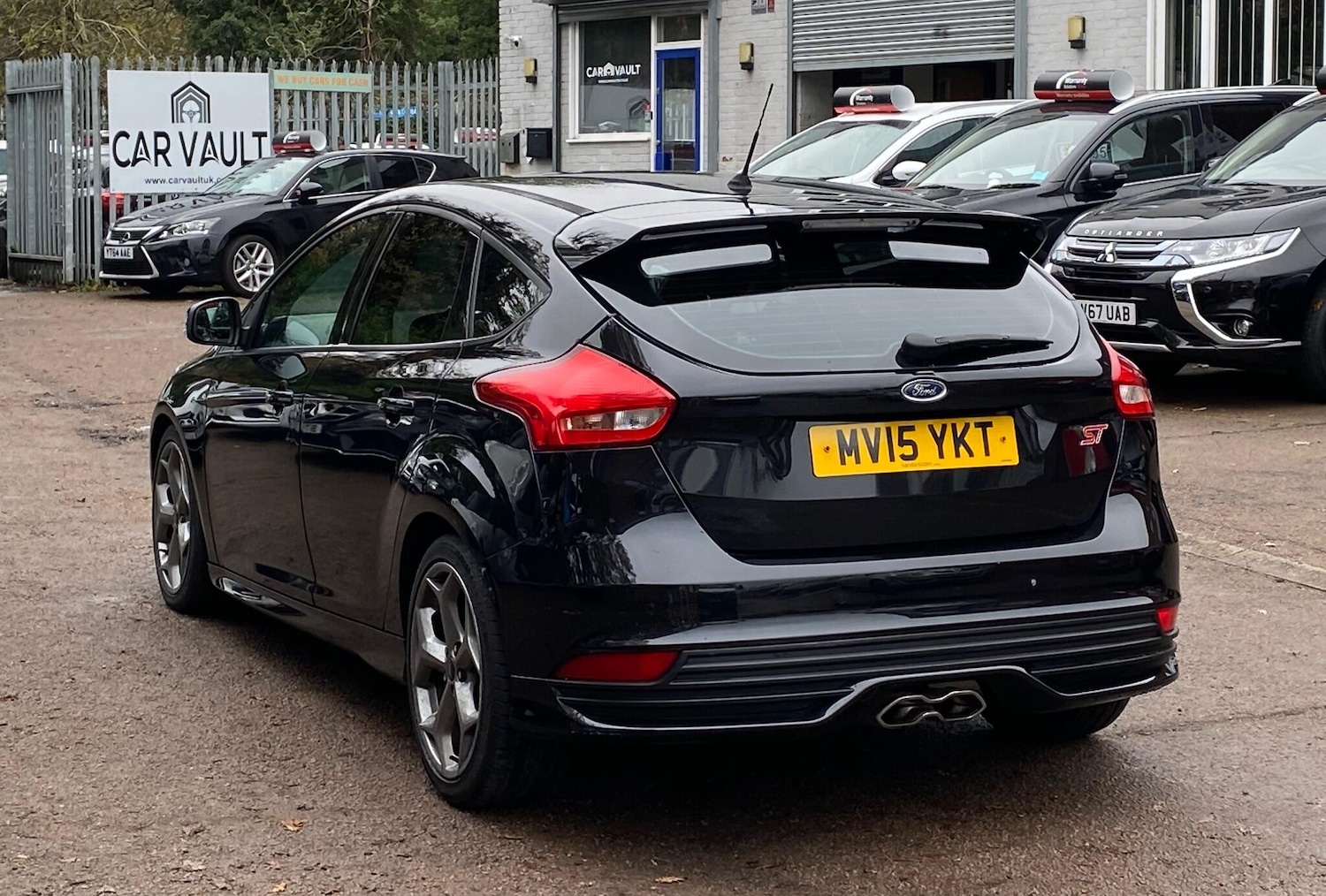 Used Ford Focus 2015 for sale - 76608436: Photo 8