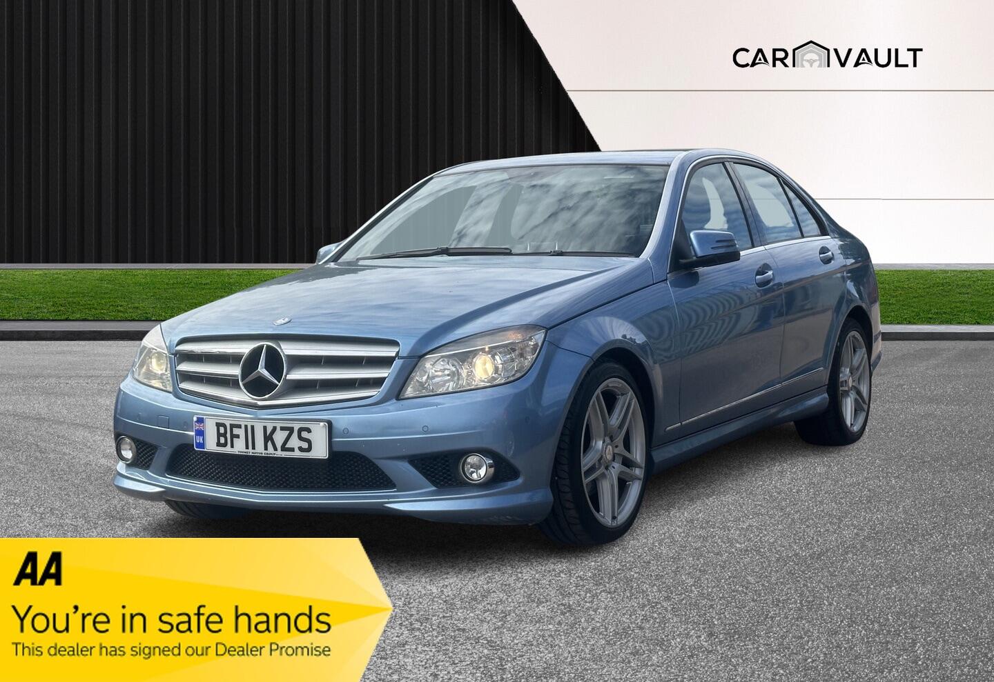 Used Mercedes-Benz C Class 2011 for sale - 76371299: Photo 1