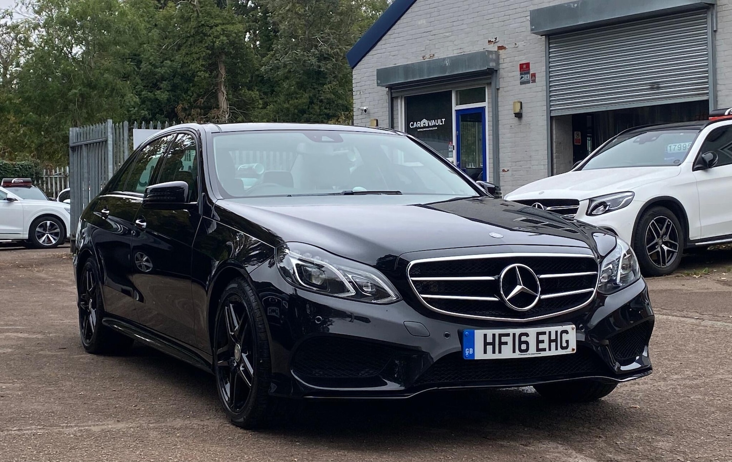 Used Mercedes-Benz E Class 2016 for sale - 76370875: Photo 12