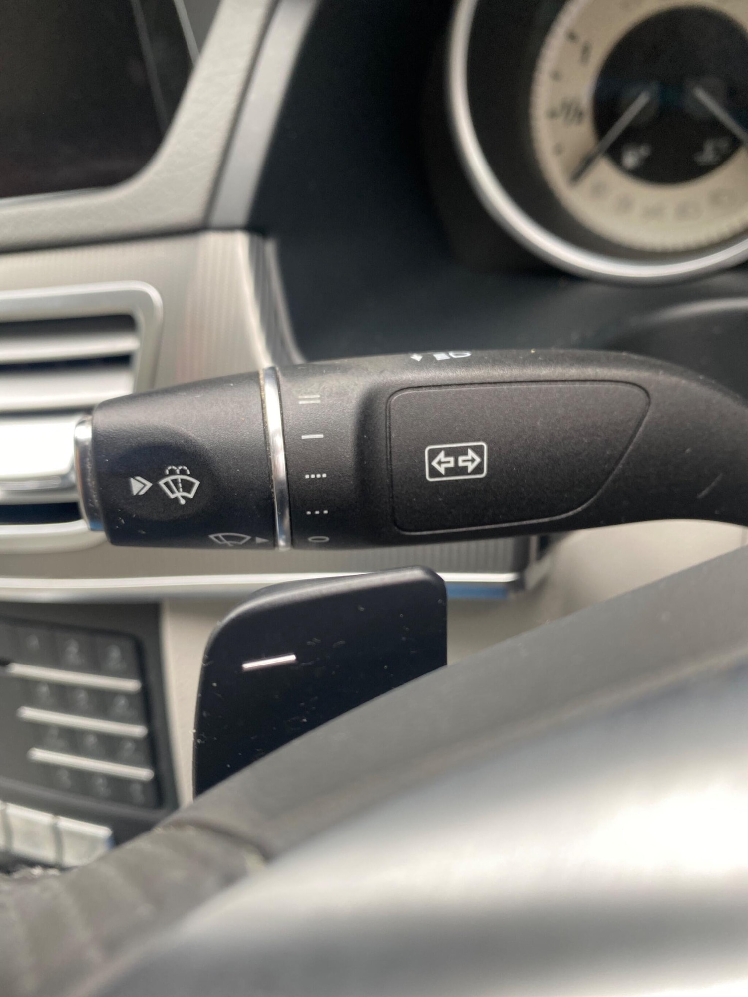 Used Mercedes-Benz E Class 2016 for sale - 76370875: Photo 30