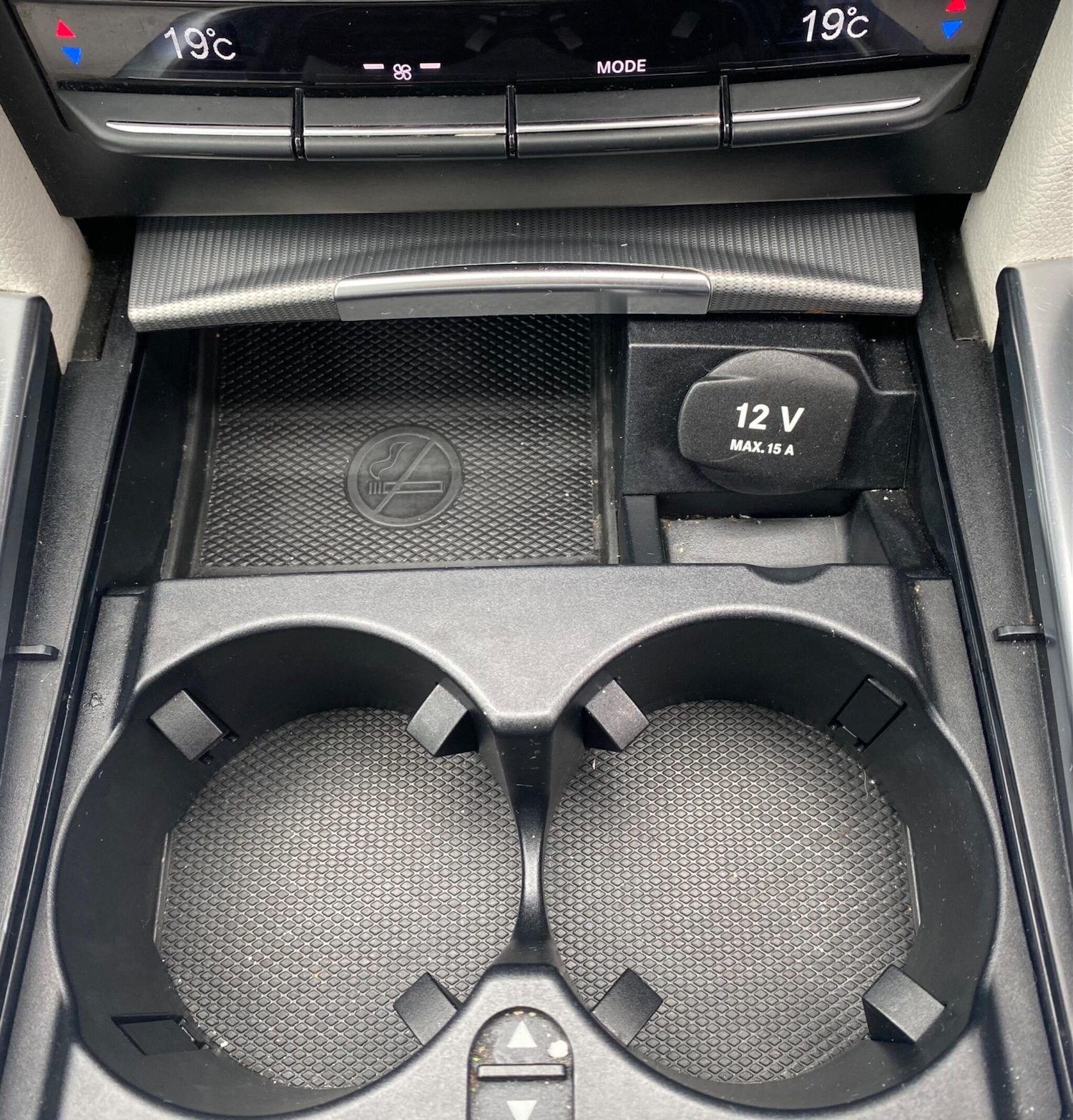 Used Mercedes-Benz E Class 2016 for sale - 76370875: Photo 41