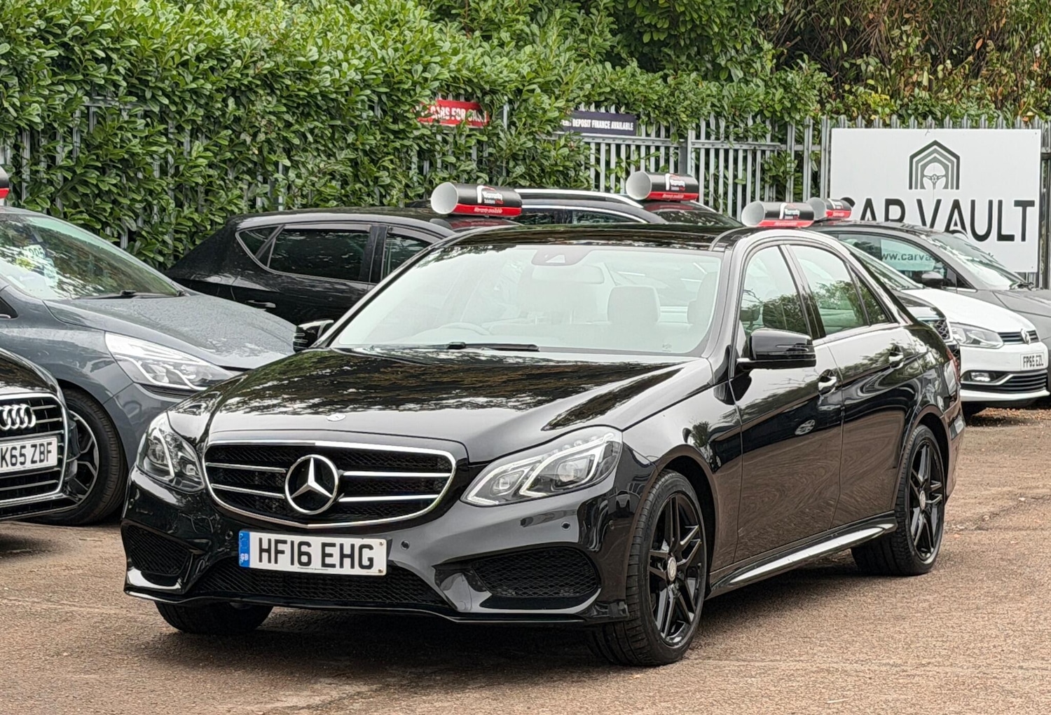 Used Mercedes-Benz E Class 2016 for sale - 76370875: Photo 5