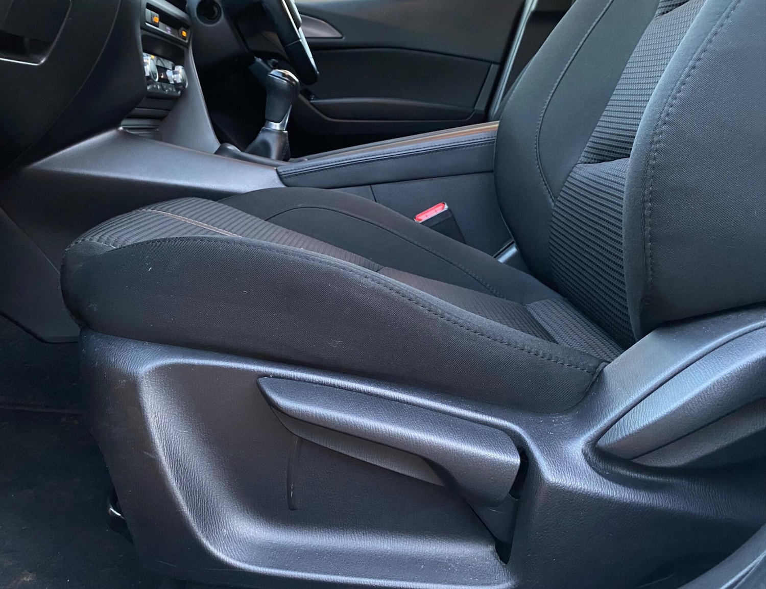 Used Mazda Mazda3 2017 for sale - 76620428: Photo 17