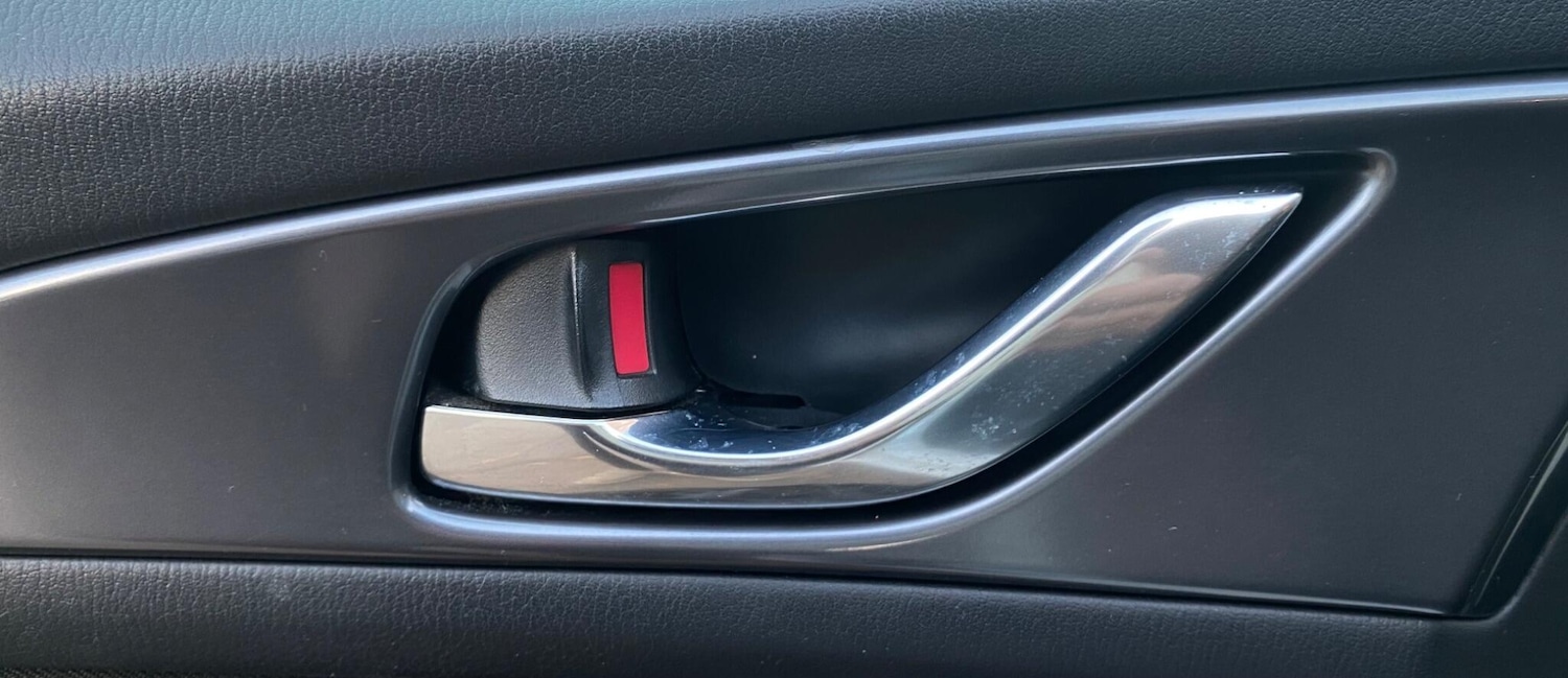 Used Mazda Mazda3 2017 for sale - 76620428: Photo 25