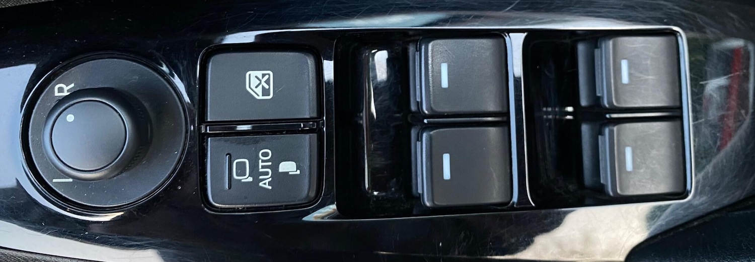 Used Mazda Mazda3 2017 for sale - 76620428: Photo 43