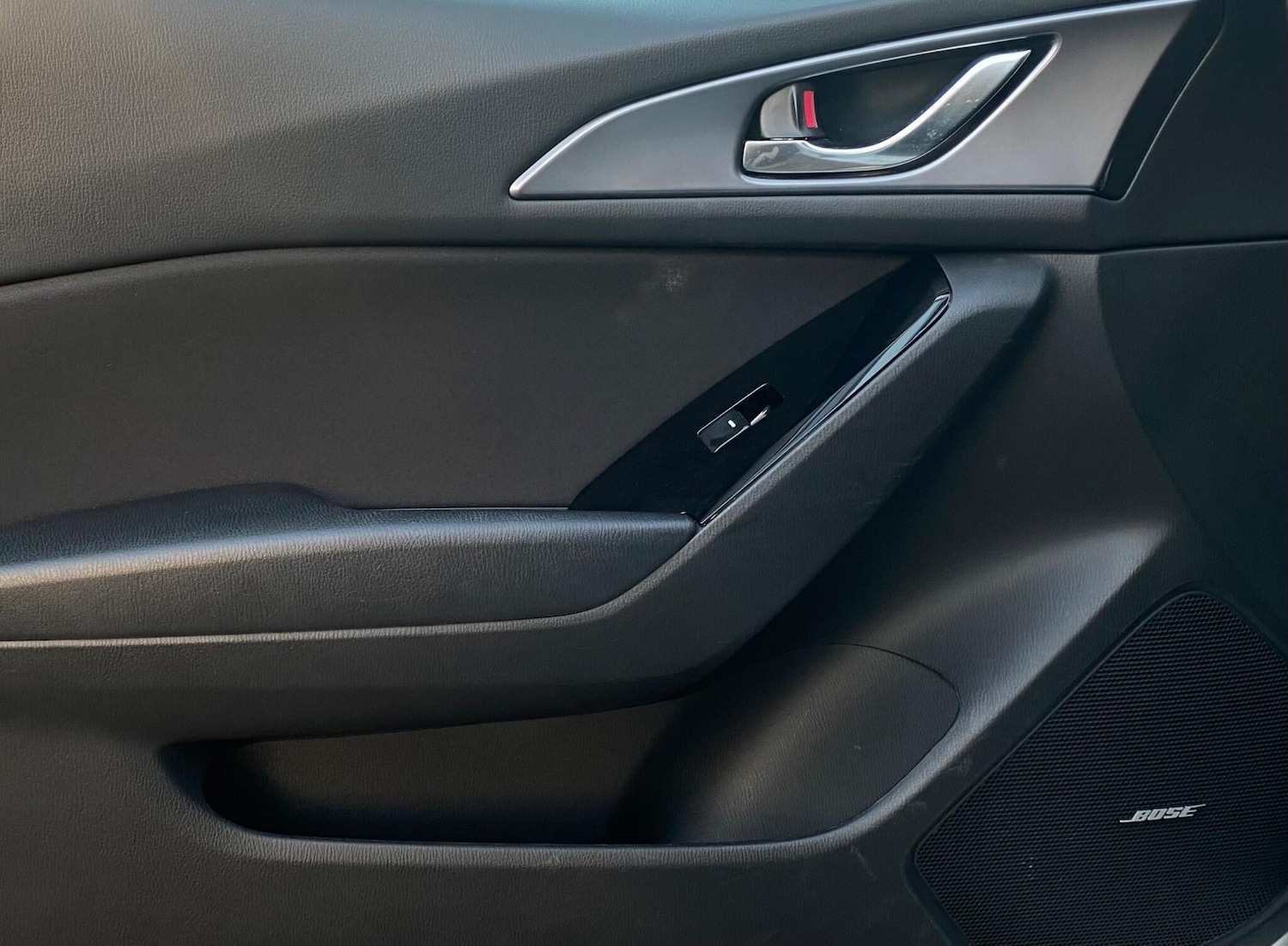 Used Mazda Mazda3 2017 for sale - 76620428: Photo 45