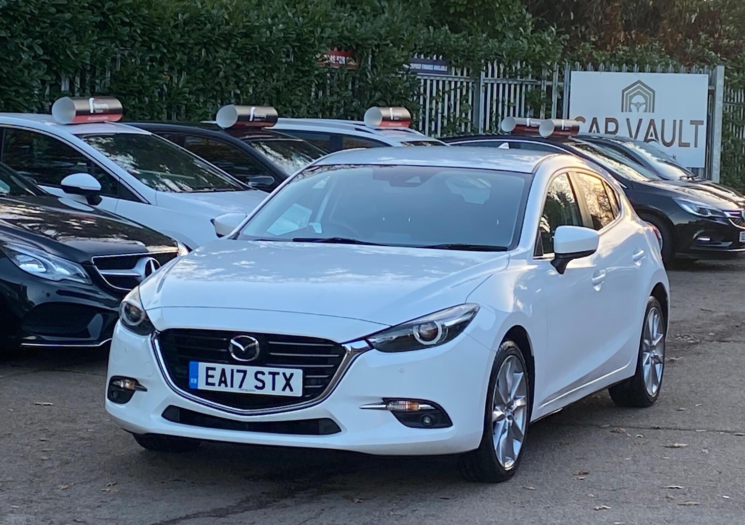Used Mazda Mazda3 2017 for sale - 76620428: Photo 5