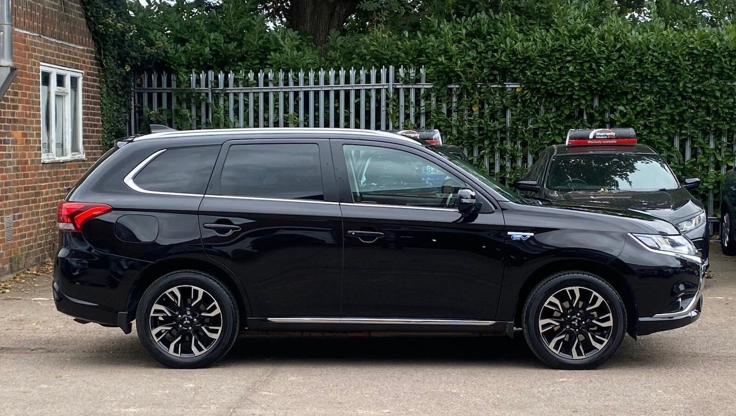 Used Mitsubishi Outlander 2017 for sale - 76370308: Photo 10