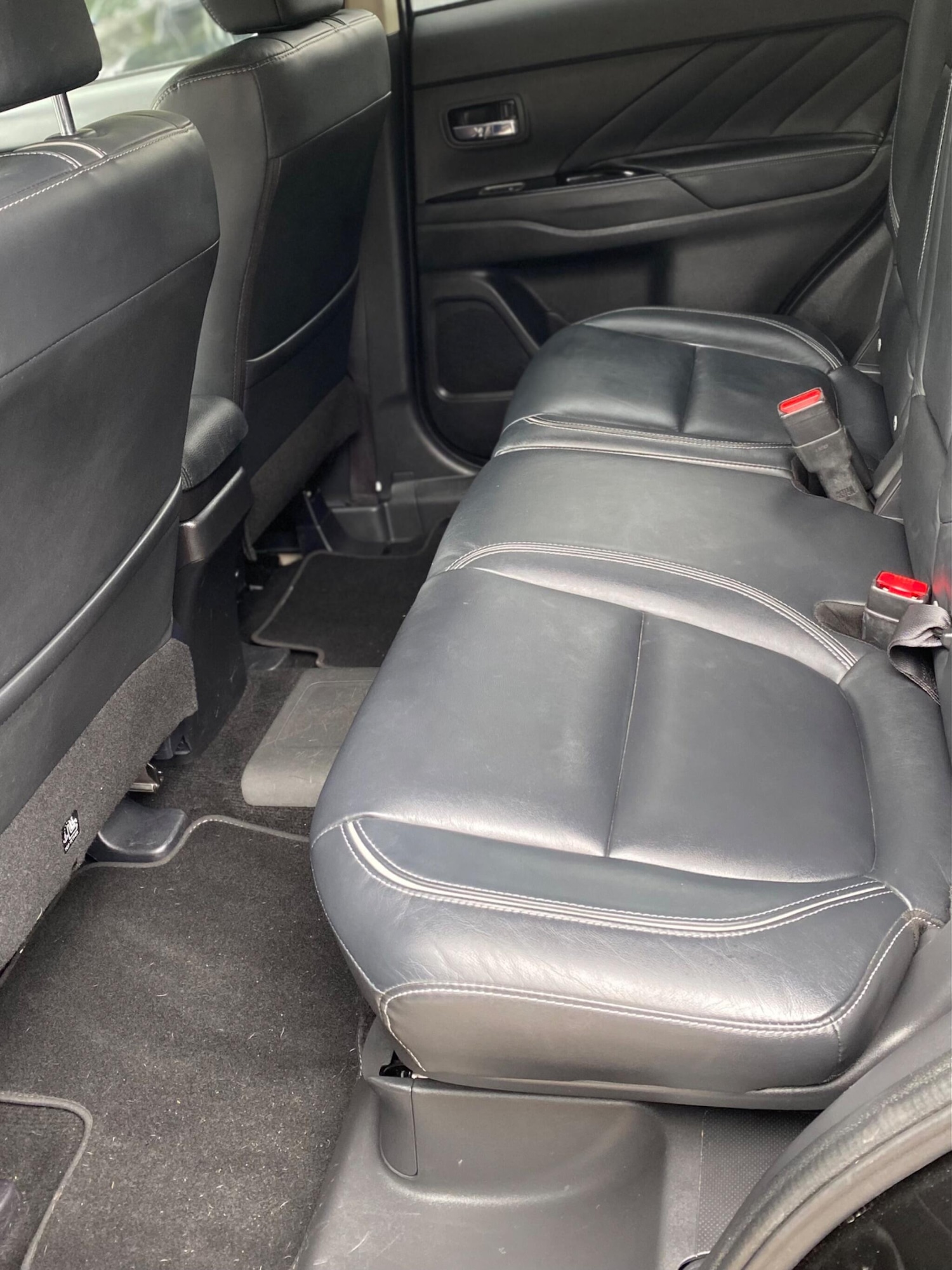 Used Mitsubishi Outlander 2017 for sale - 76370308: Photo 15